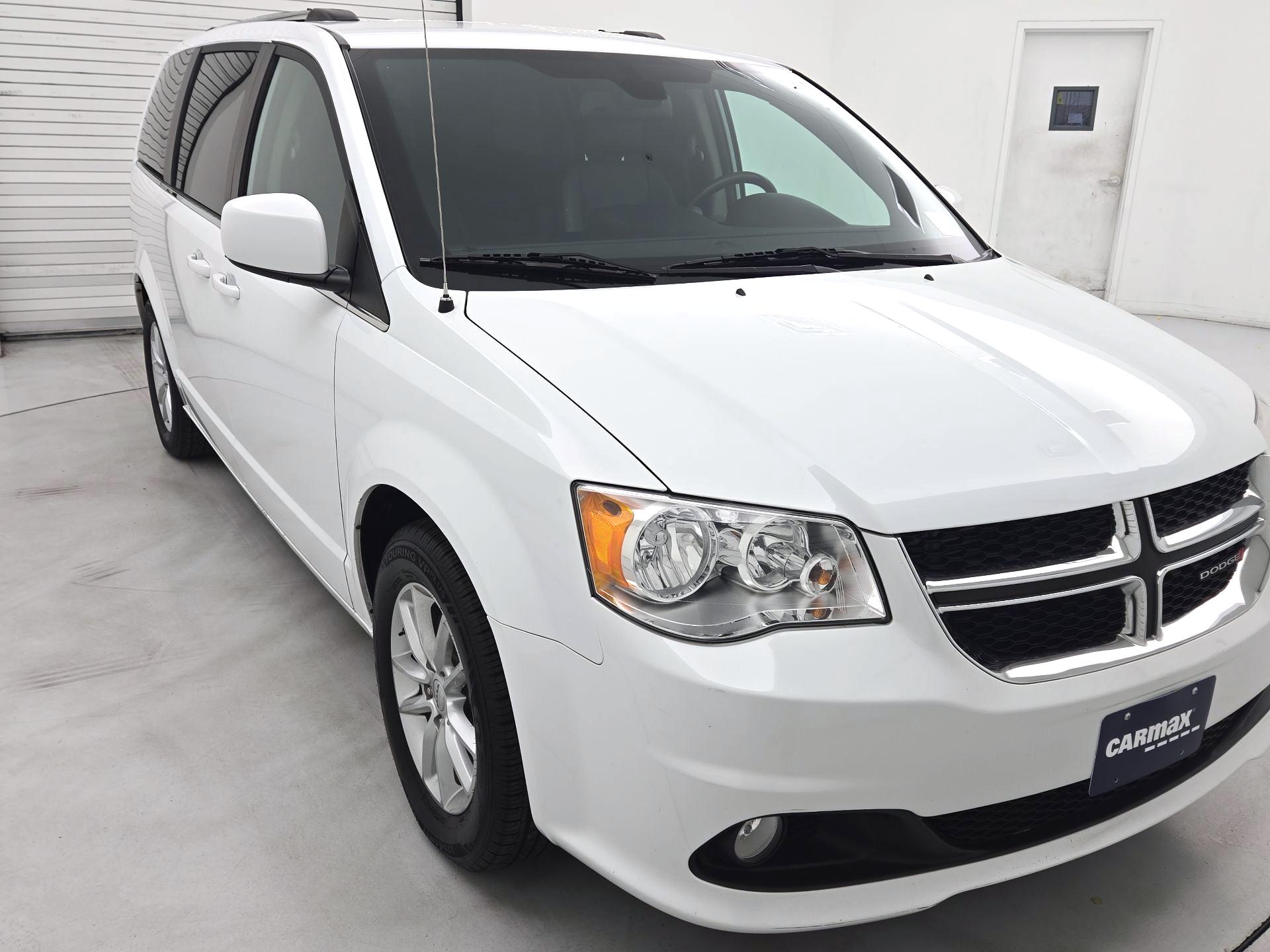 Thumbnail: 2020 Dodge Grand Caravan - 1