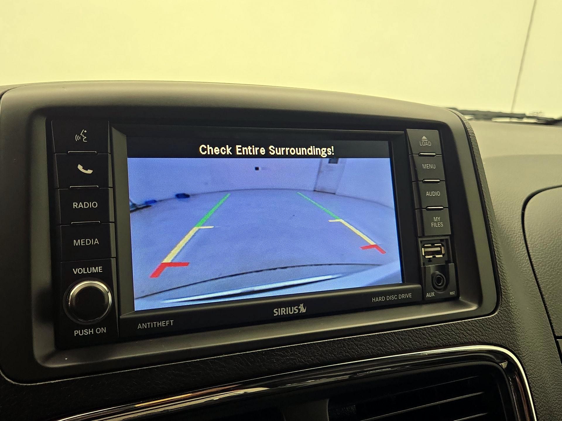 Thumbnail: 2020 Dodge Grand Caravan - 12