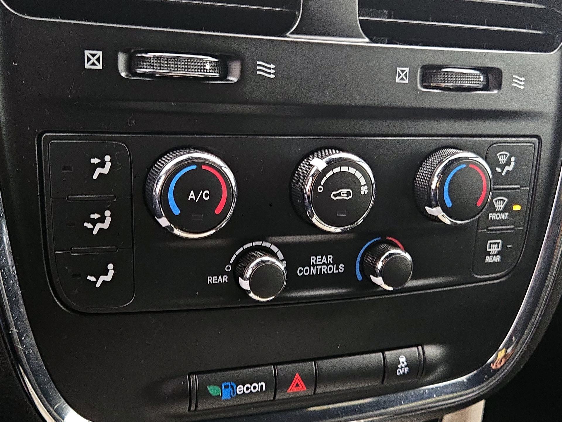 Thumbnail: 2020 Dodge Grand Caravan - 14