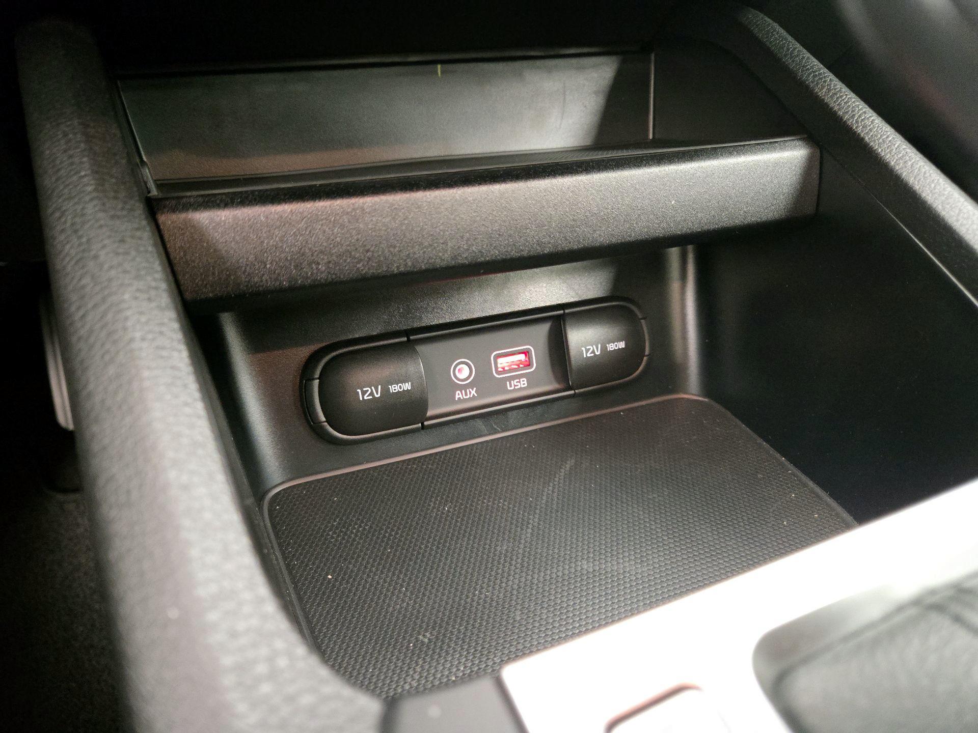 Thumbnail: 2021 Kia Forte - 18