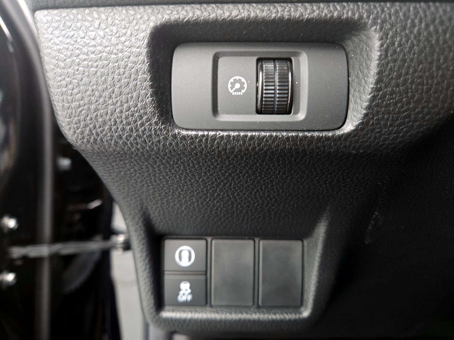 Thumbnail: 2024 Honda Civic - 13