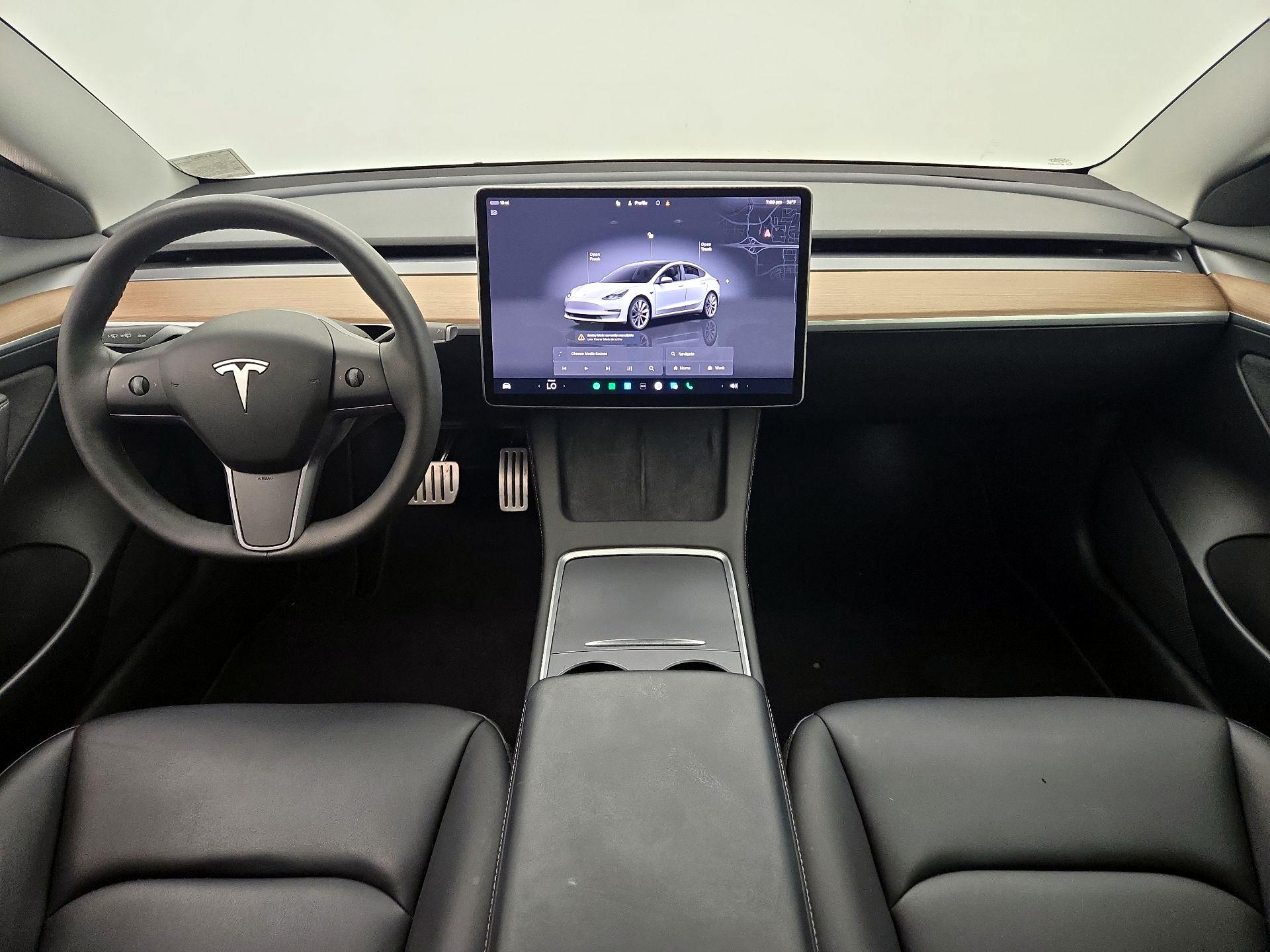 Thumbnail: 2023 Tesla Model 3 - 9