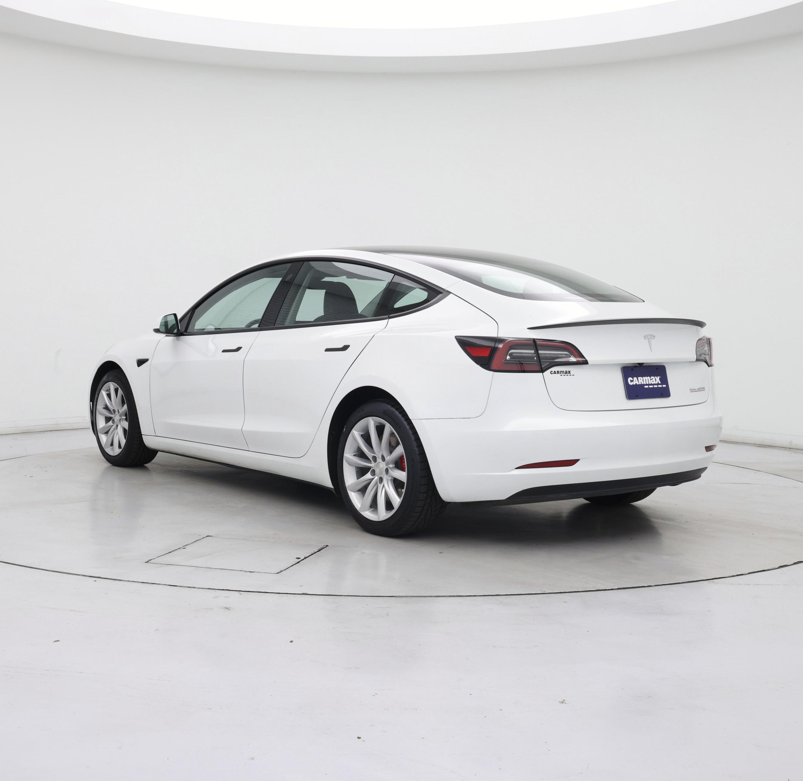 Thumbnail: 2023 Tesla Model 3 - 2