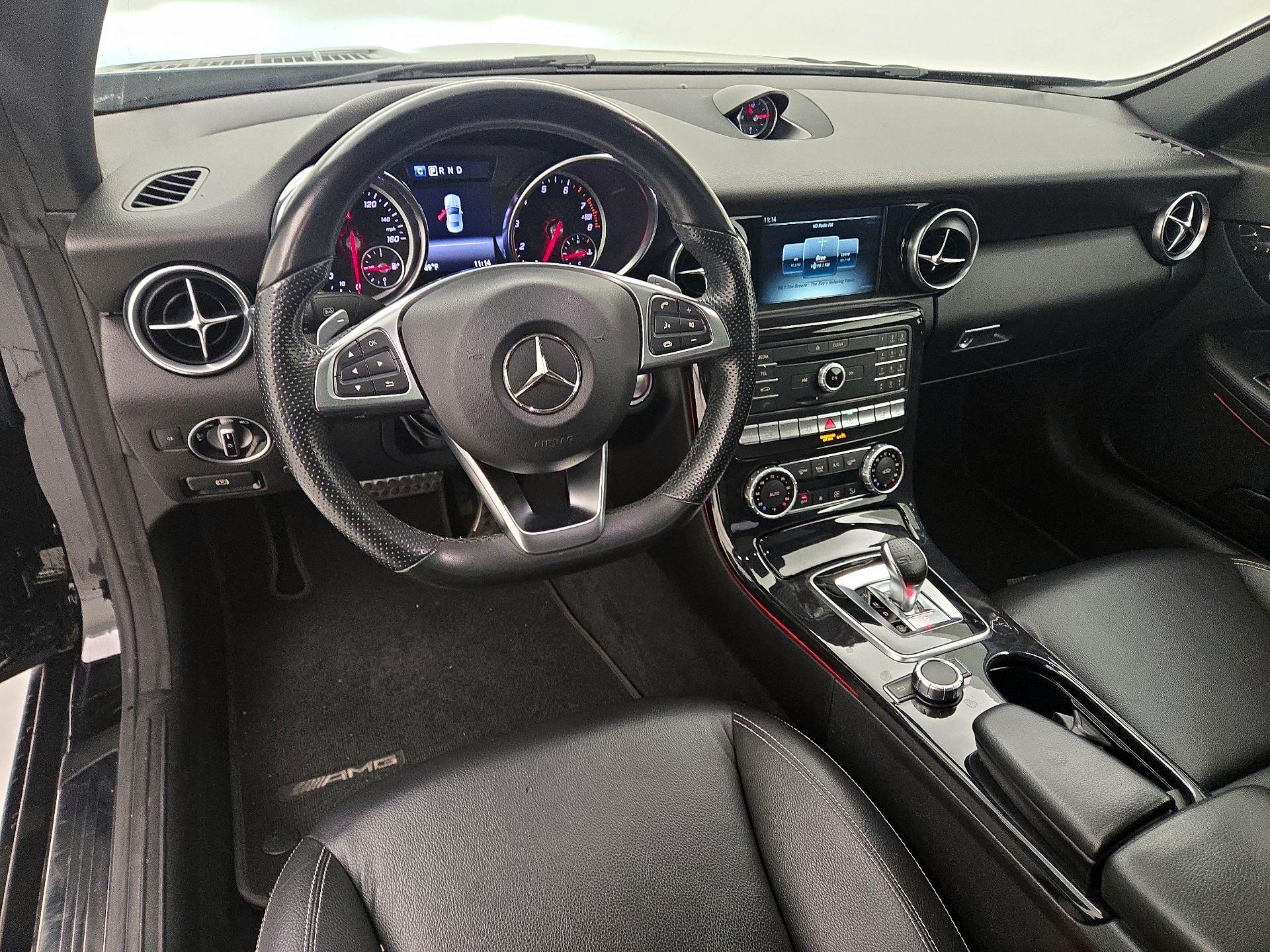 Thumbnail: 2020 Mercedes-Benz SLC - 9