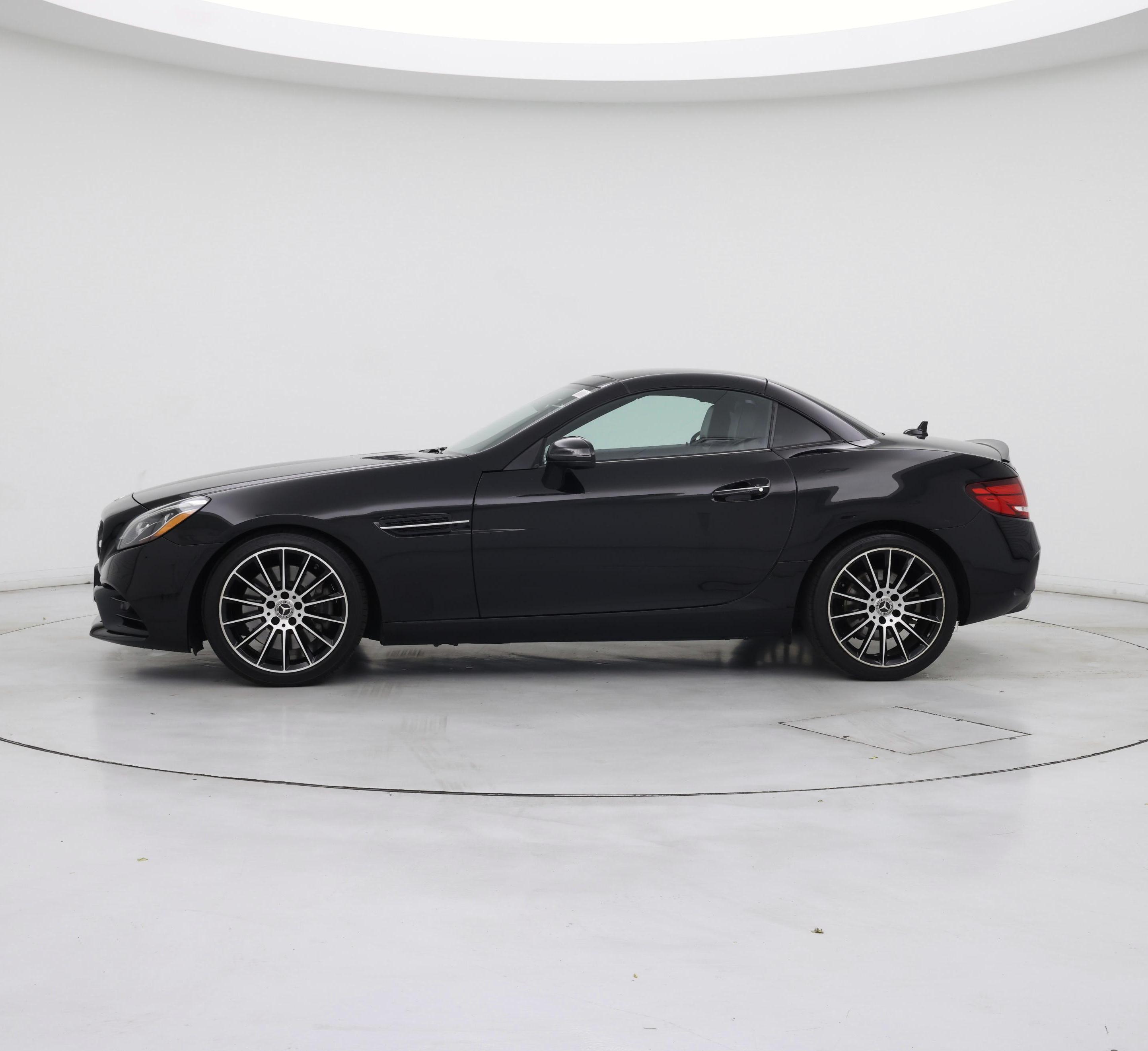 Thumbnail: 2020 Mercedes-Benz SLC - 3
