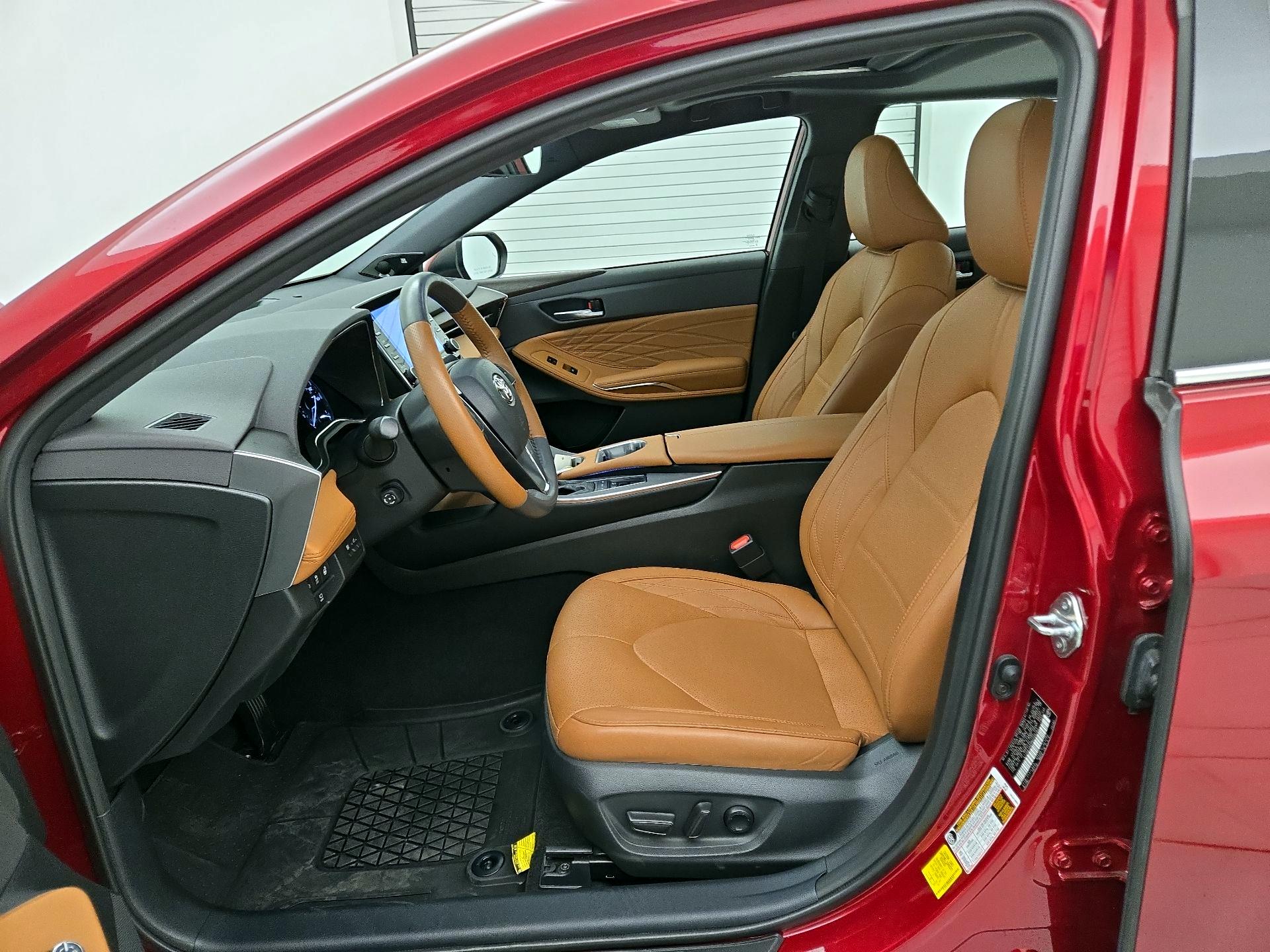 Thumbnail: 2021 Toyota Avalon - 11