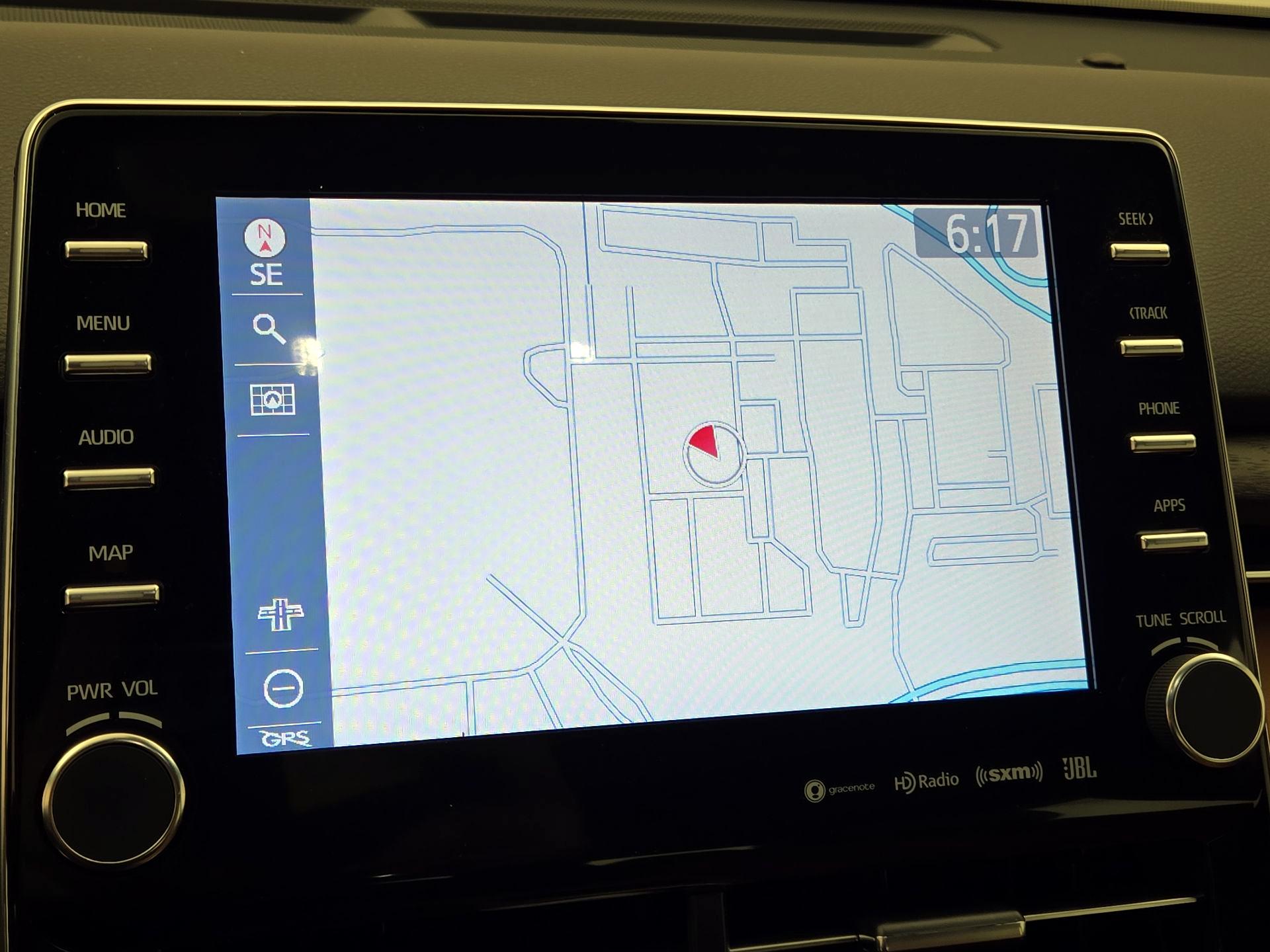 Thumbnail: 2021 Toyota Avalon - 14