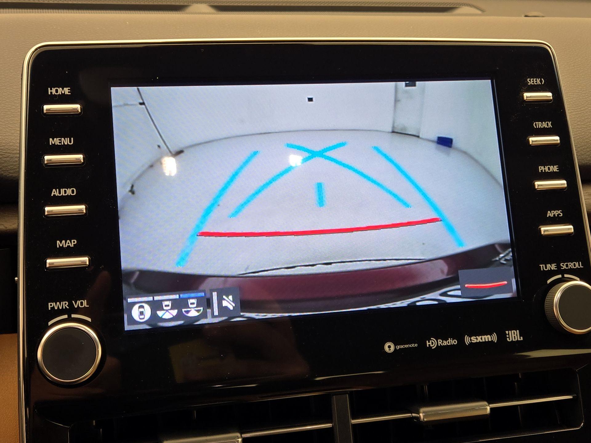 Thumbnail: 2021 Toyota Avalon - 15