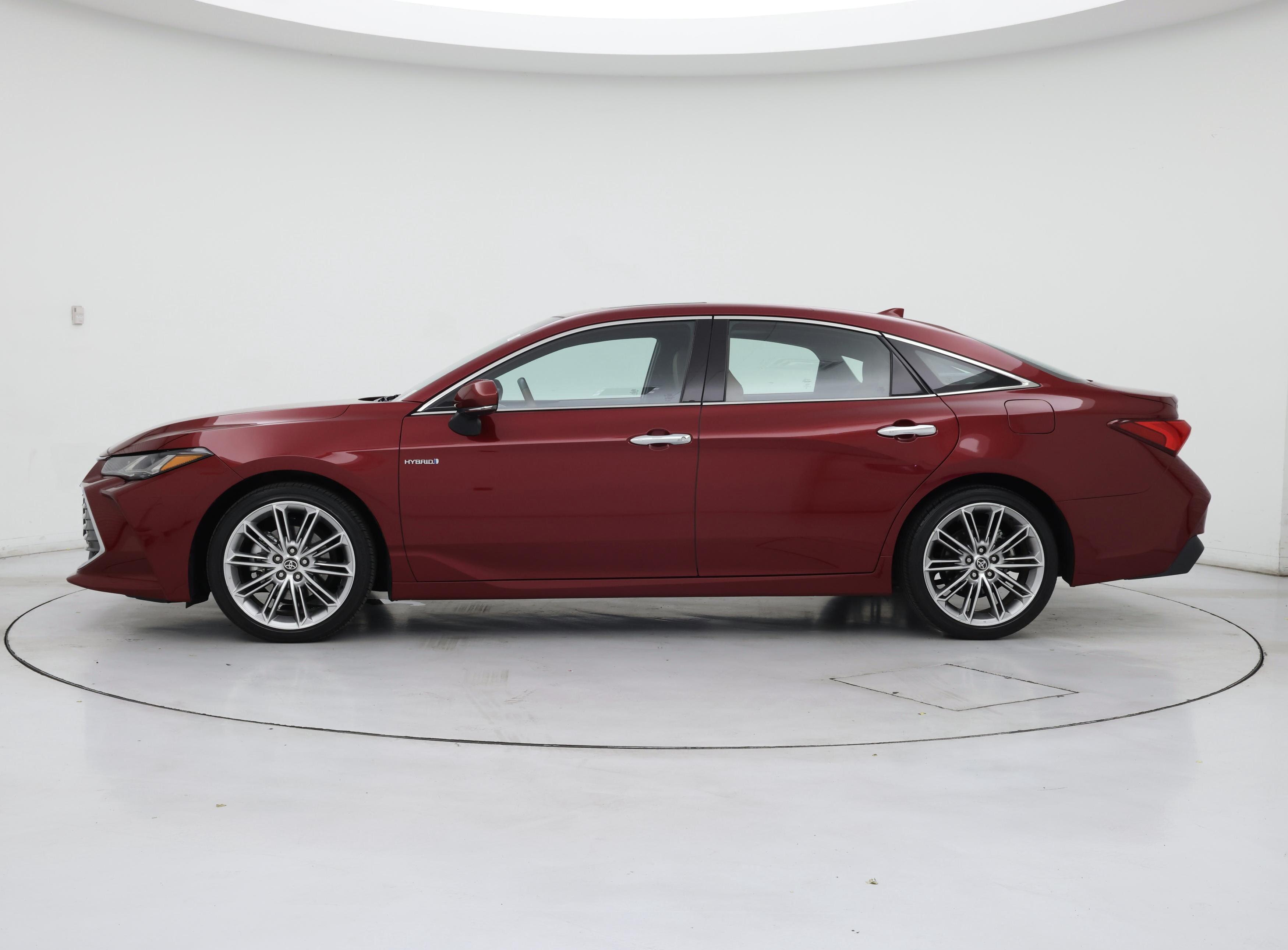 Thumbnail: 2021 Toyota Avalon - 3