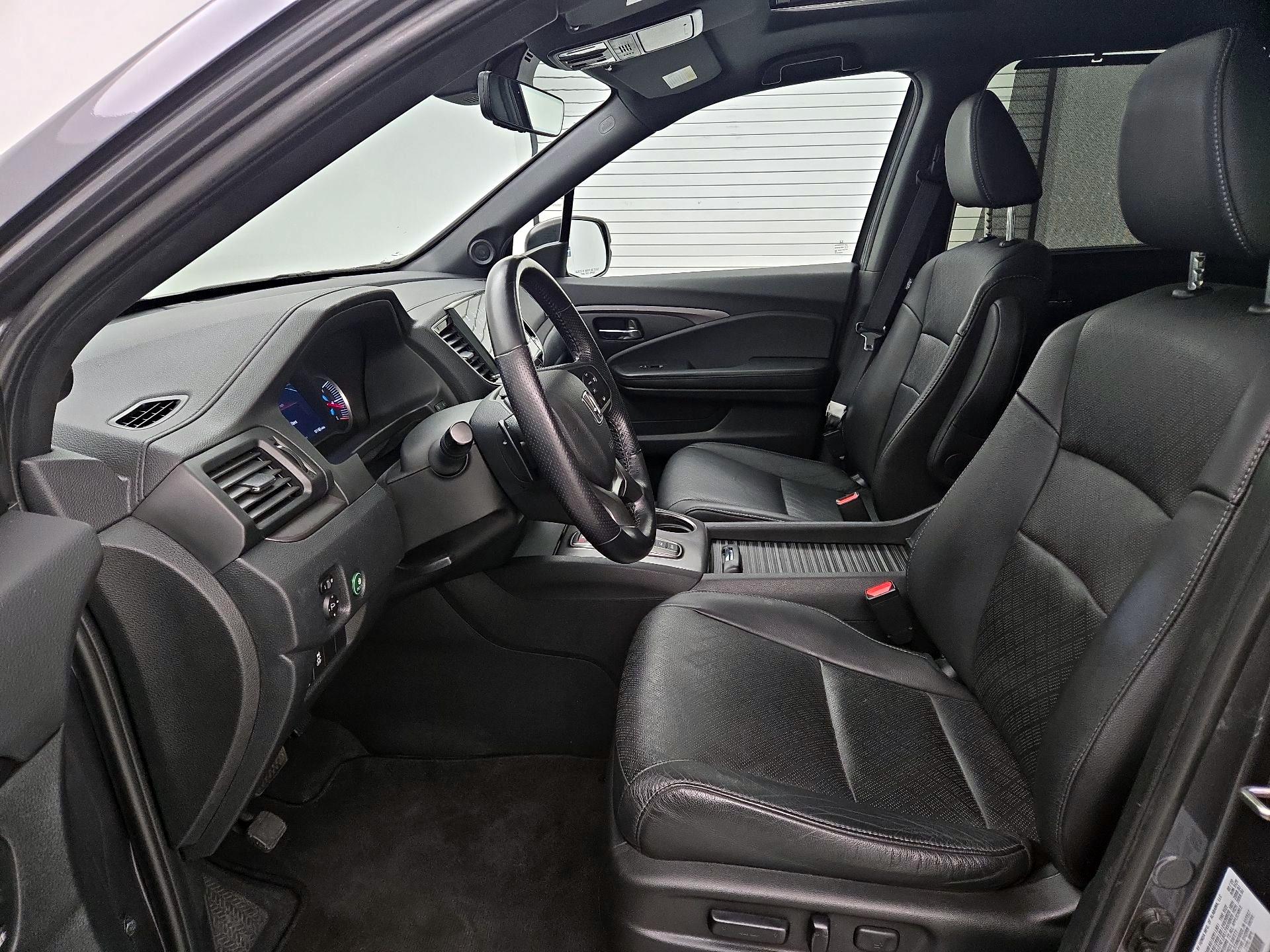Thumbnail: 2020 Honda Passport - 11