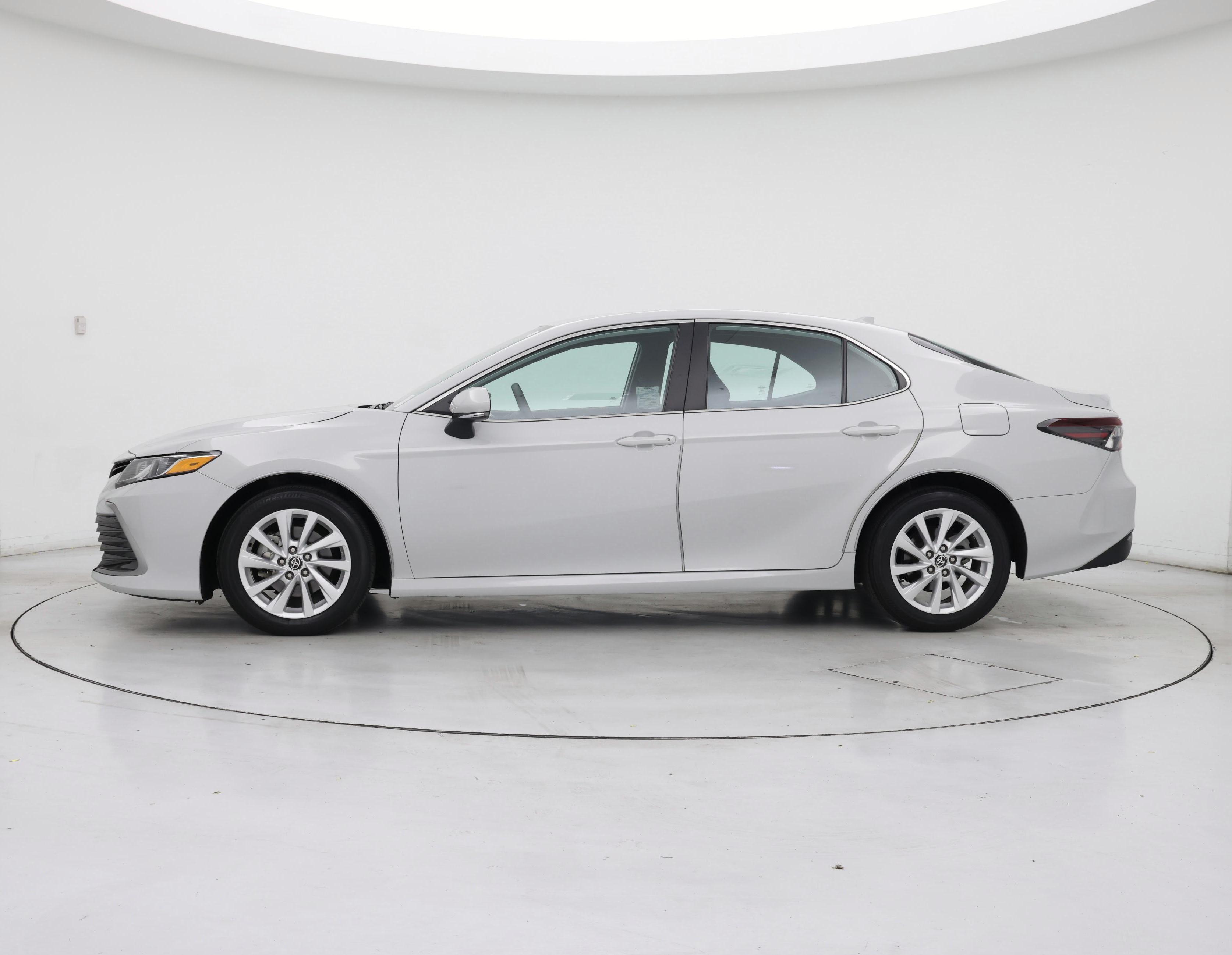 Thumbnail: 2024 Toyota Camry - 3