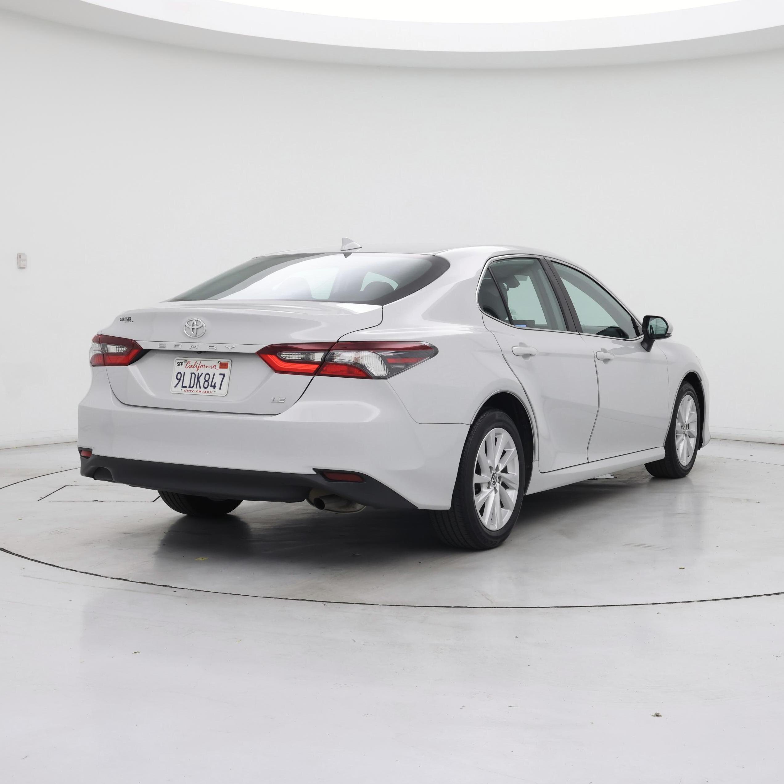 Thumbnail: 2024 Toyota Camry - 8