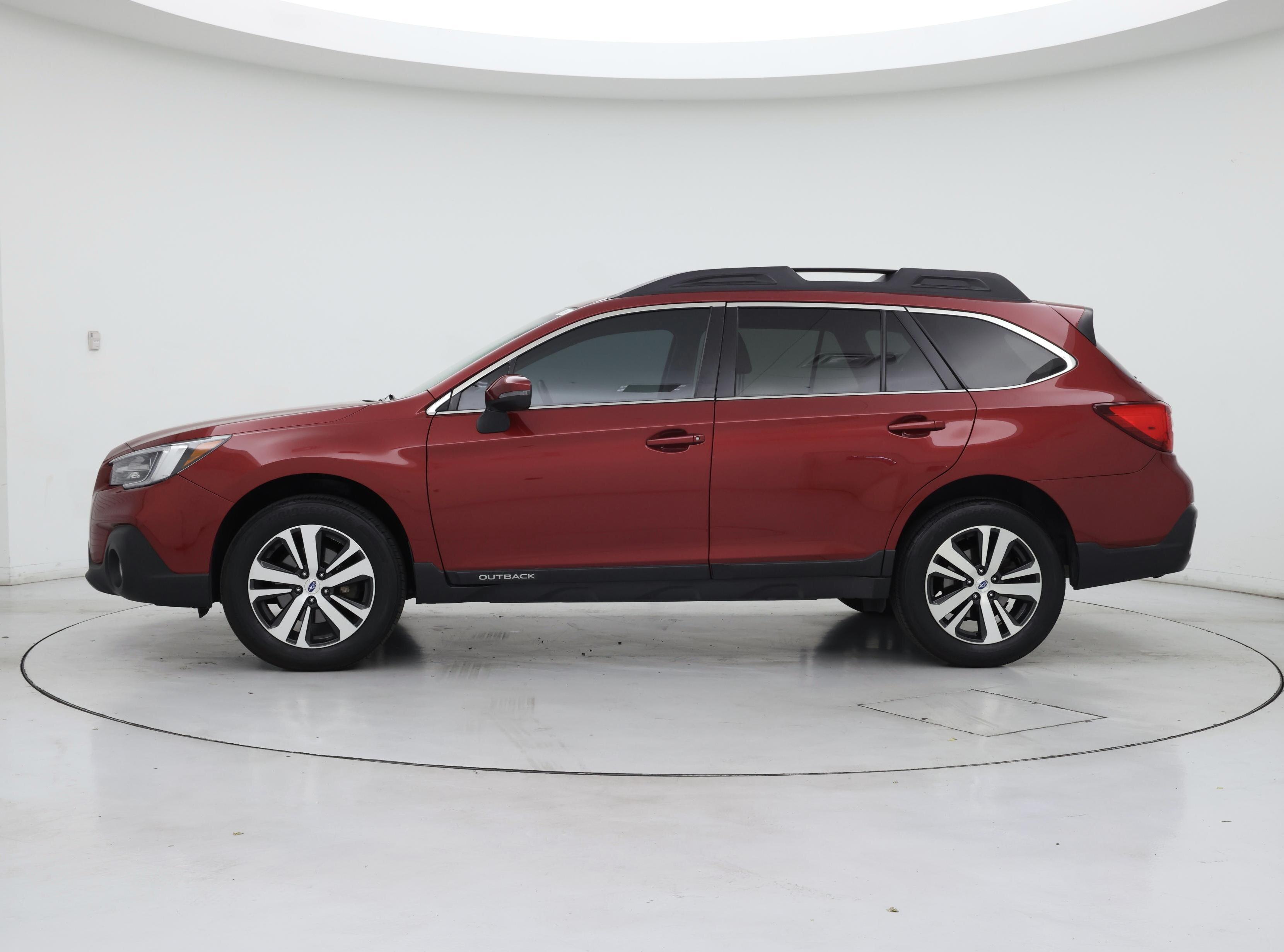 Thumbnail: 2018 Subaru Outback - 3