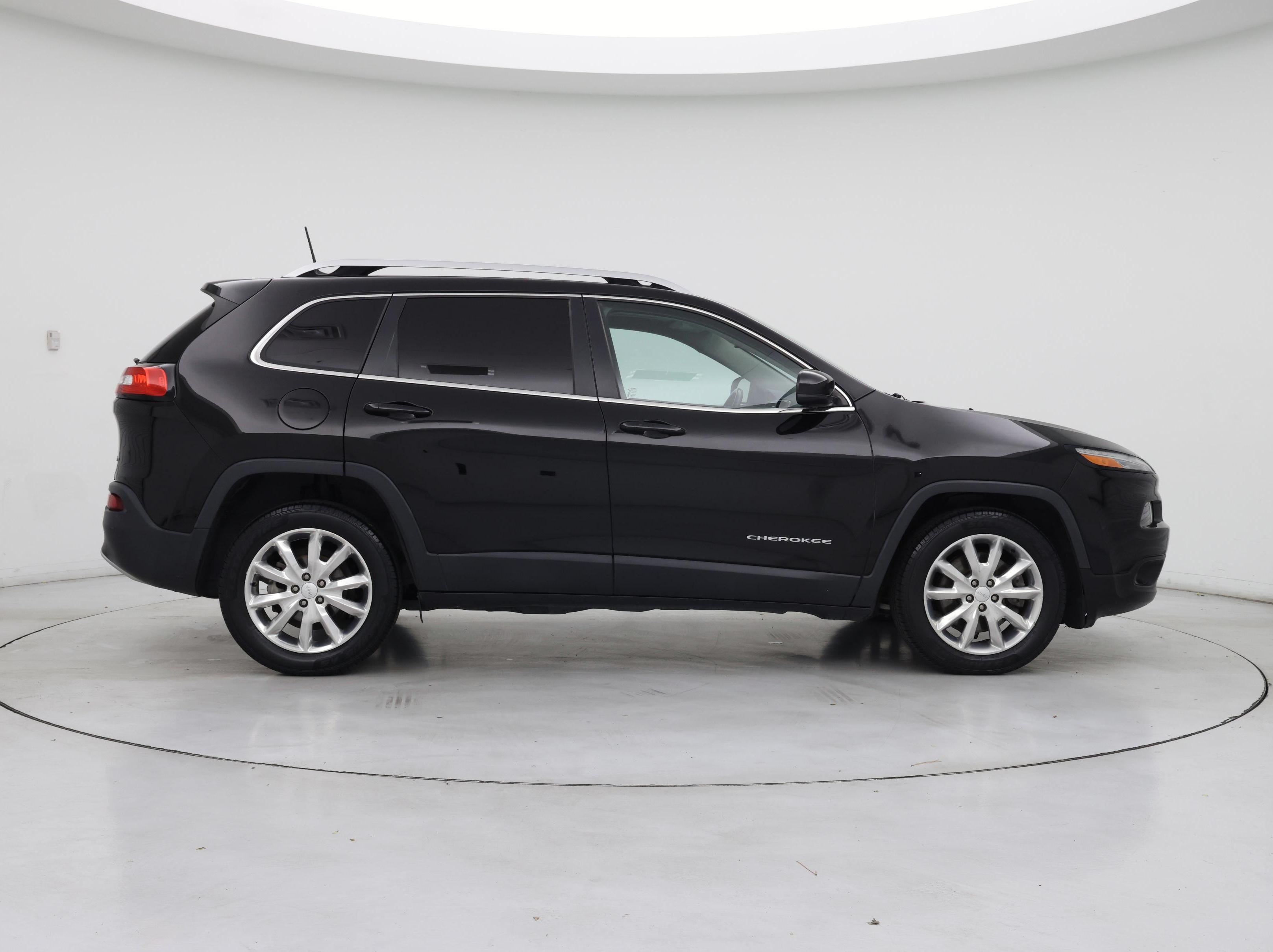 Thumbnail: 2017 Jeep Cherokee - 7