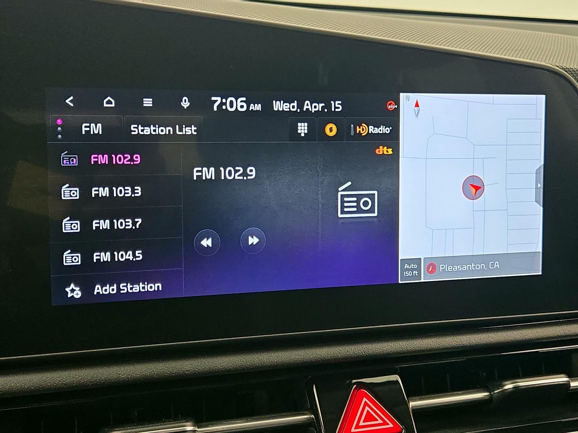 Thumbnail: 2023 Kia Niro - 16