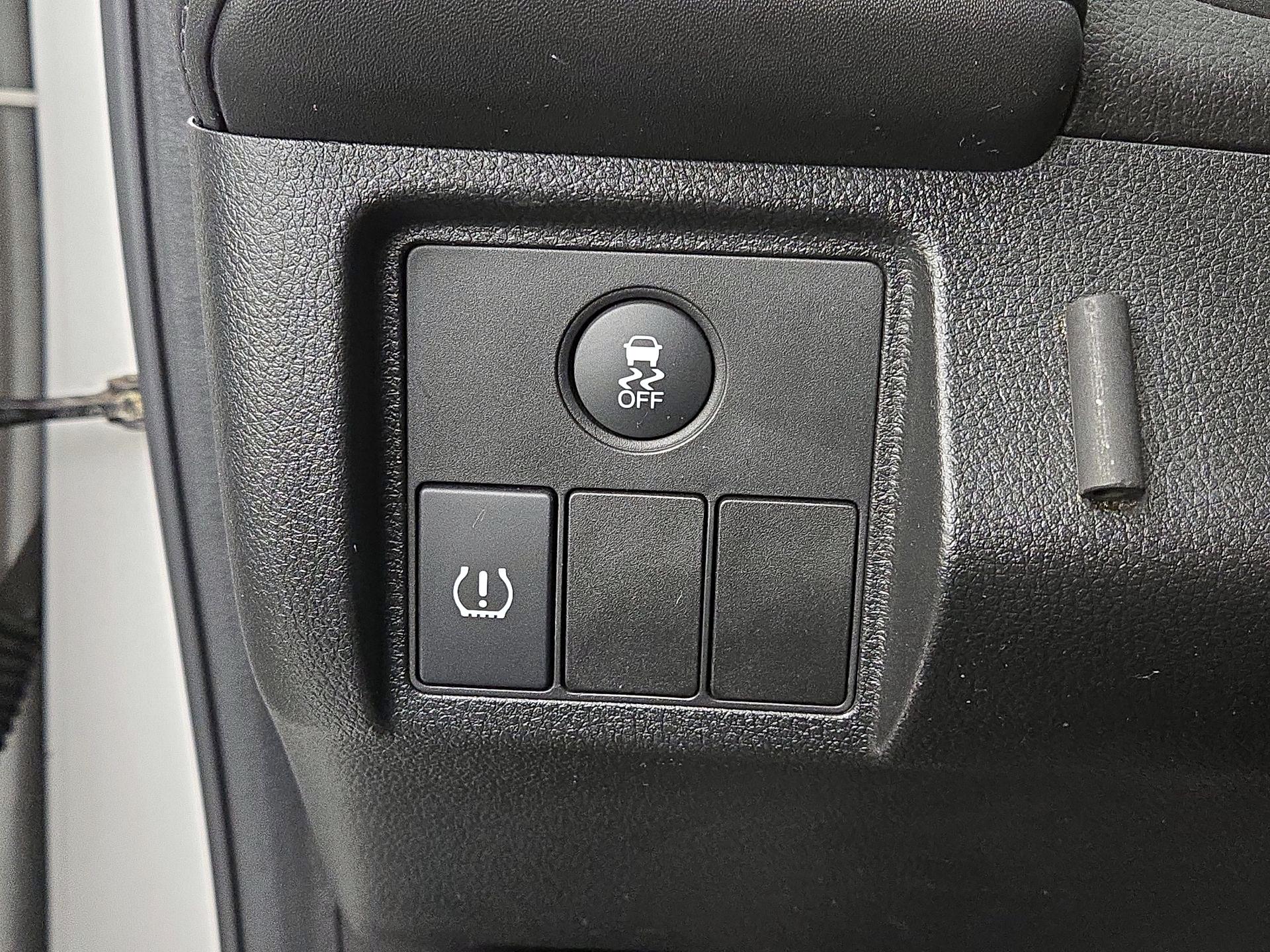 Thumbnail: 2016 Honda HR-V - 13