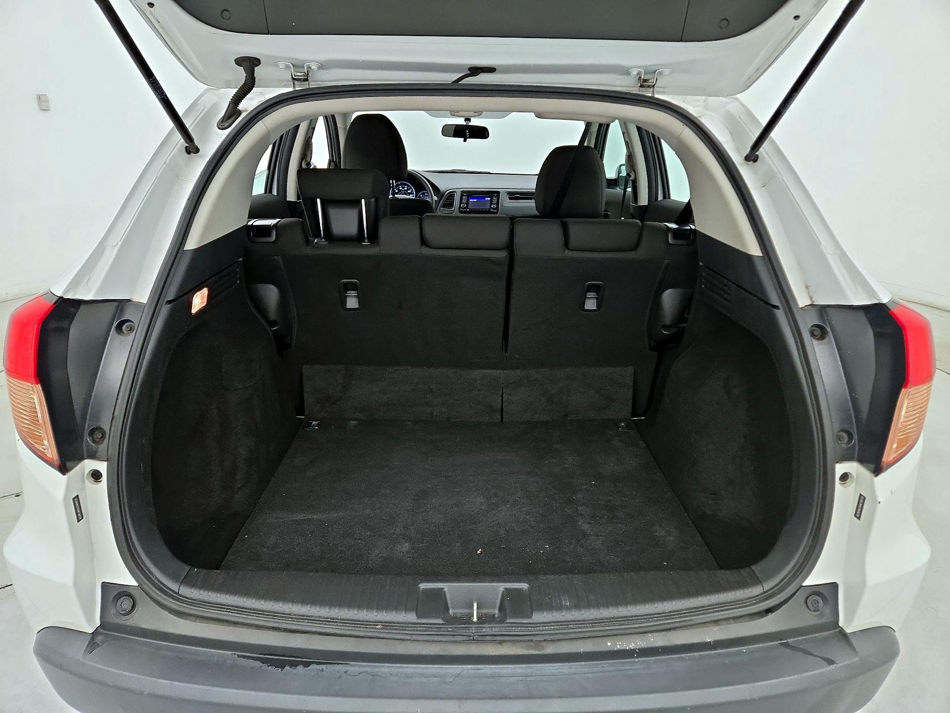 Thumbnail: 2016 Honda HR-V - 20