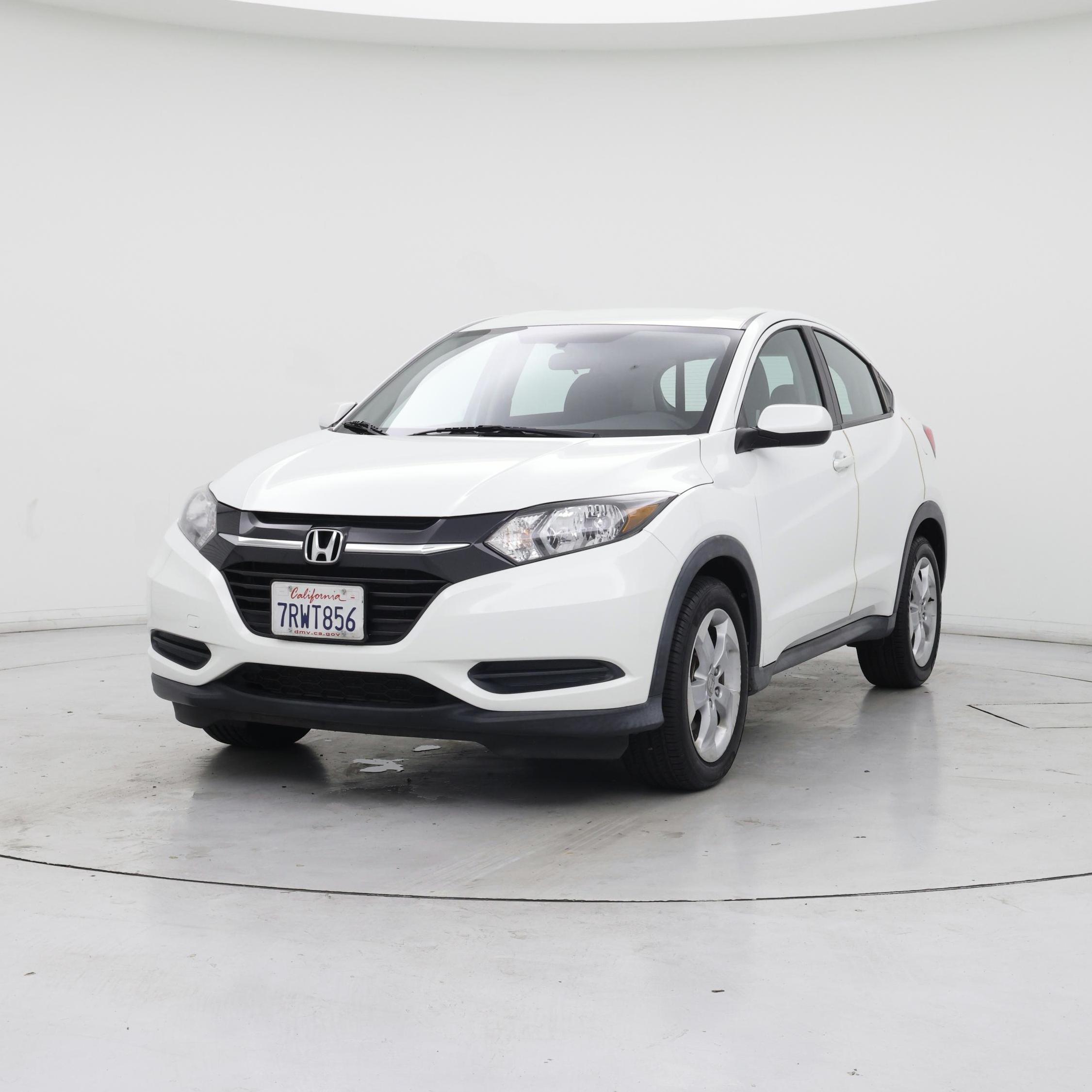 Thumbnail: 2016 Honda HR-V - 4