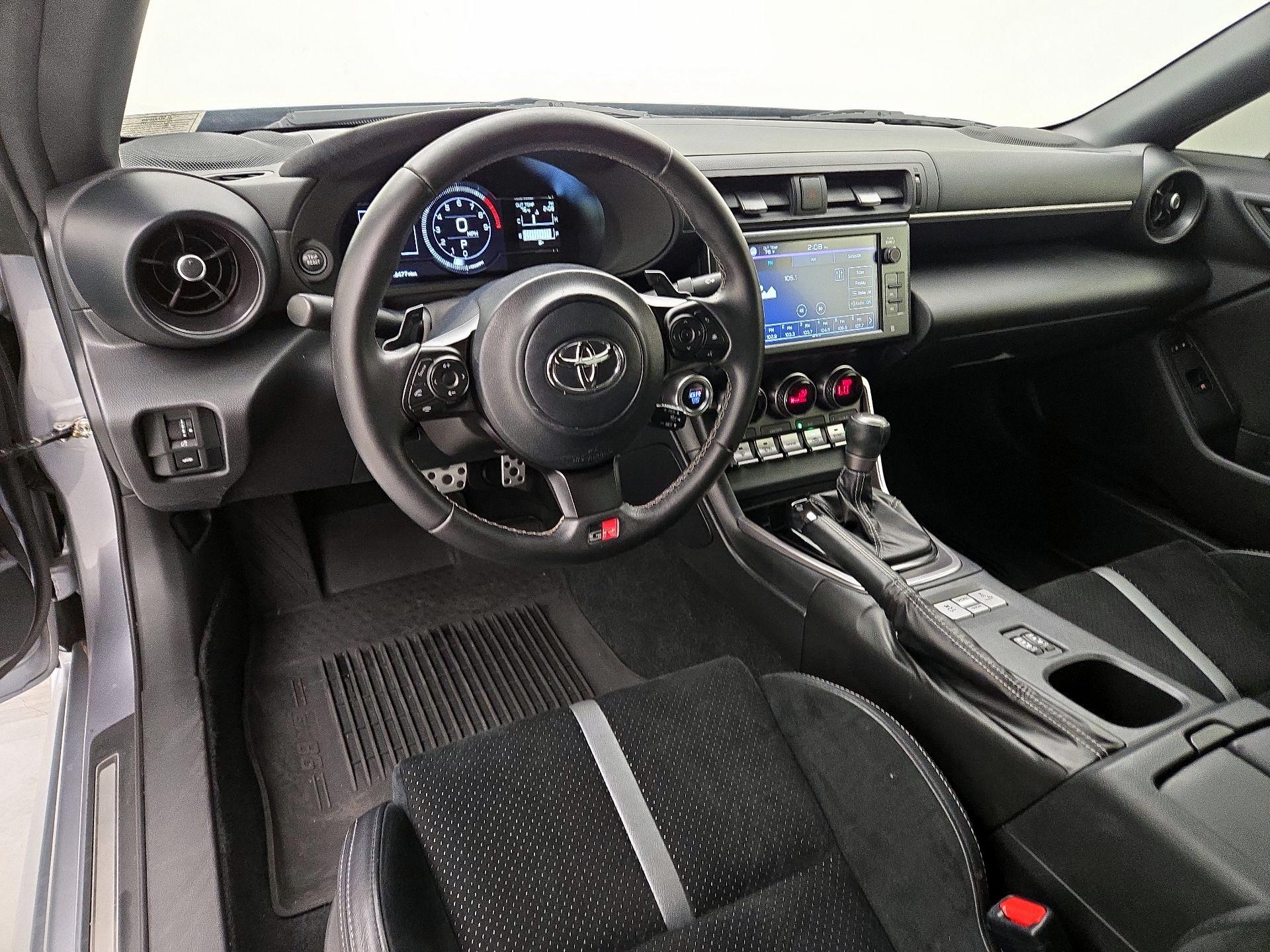 Thumbnail: 2023 Toyota GR86 - 9