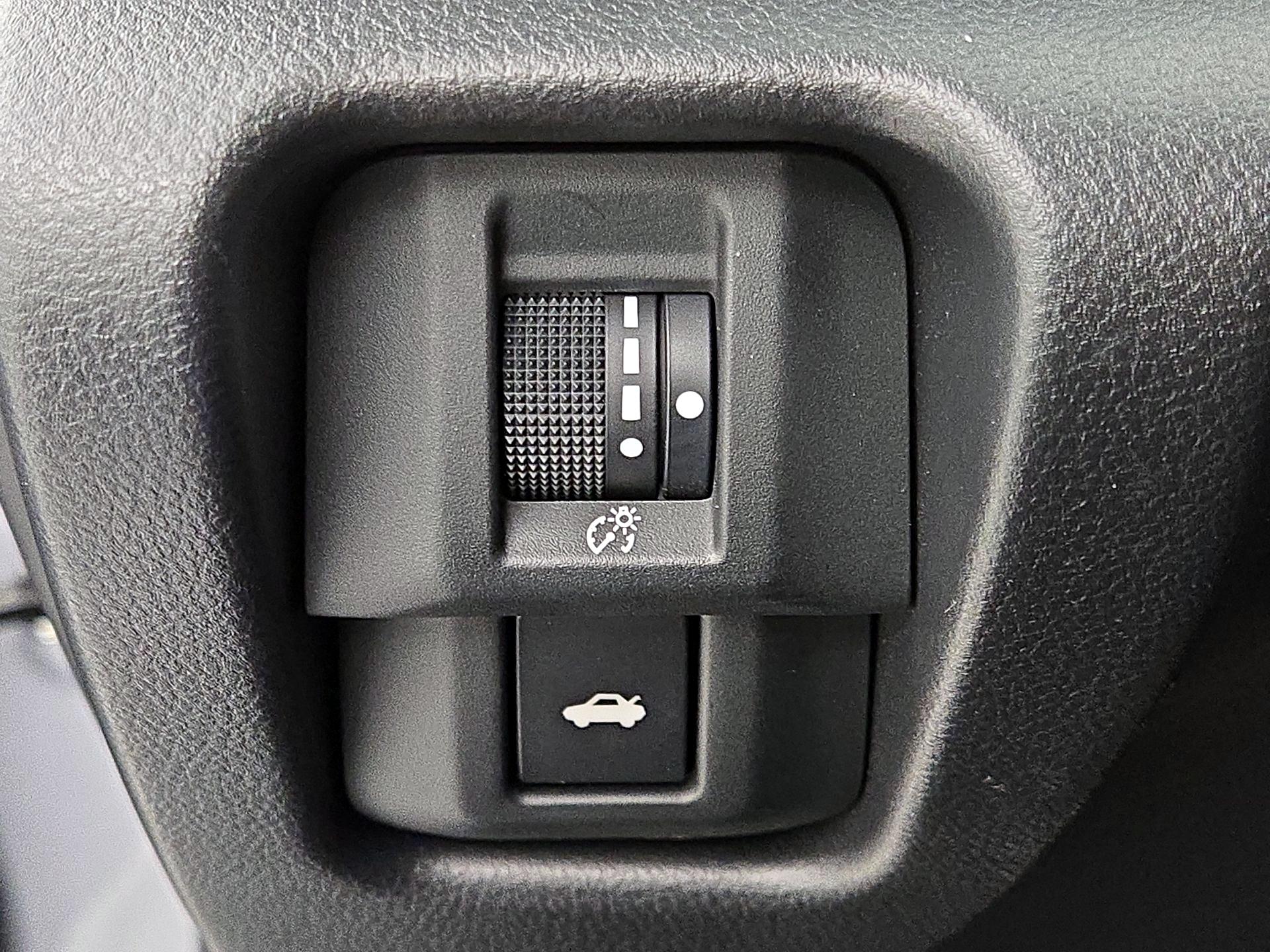 Thumbnail: 2023 Toyota GR86 - 13