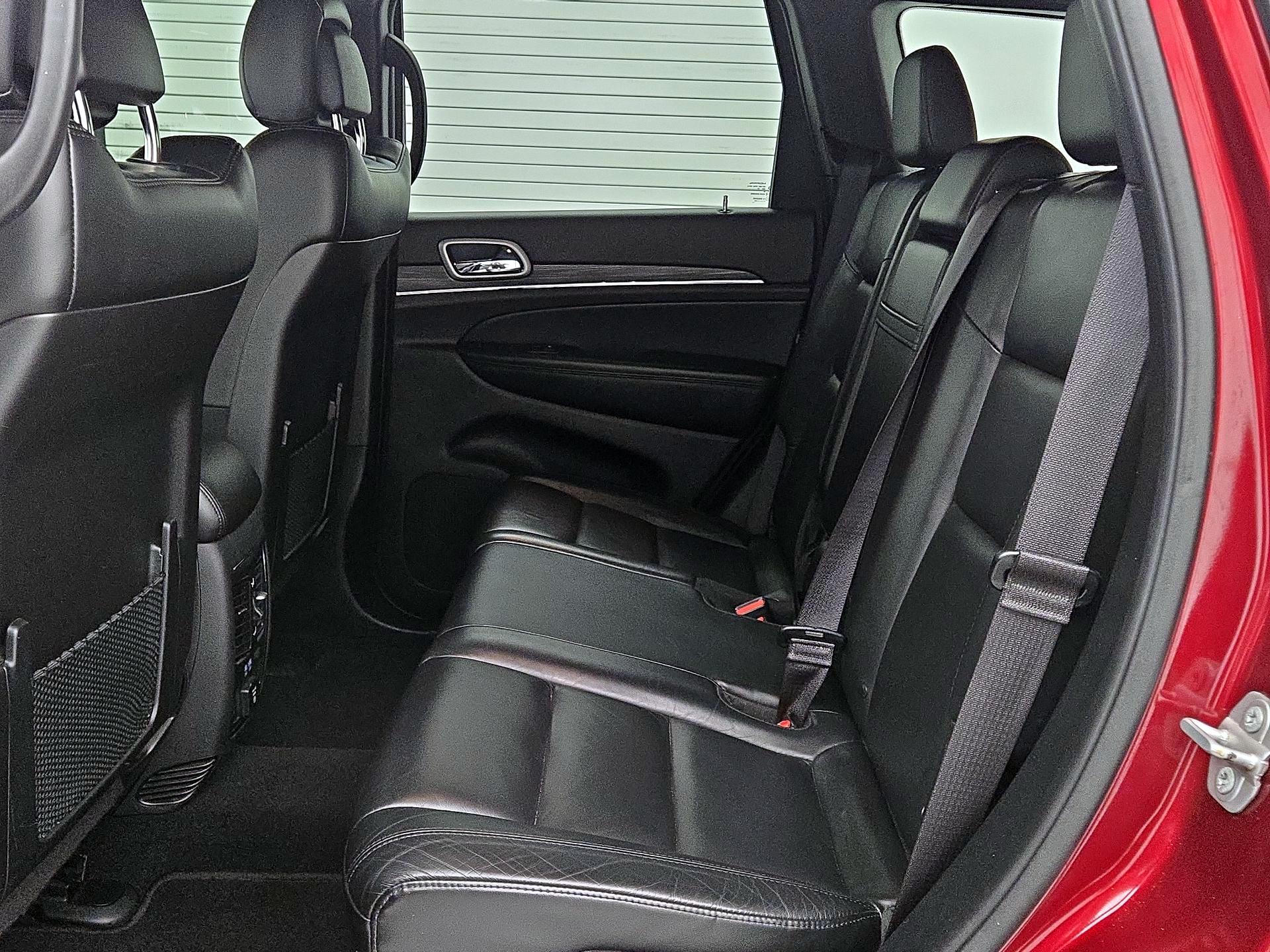 Thumbnail: 2021 Jeep Grand Cherokee - 20