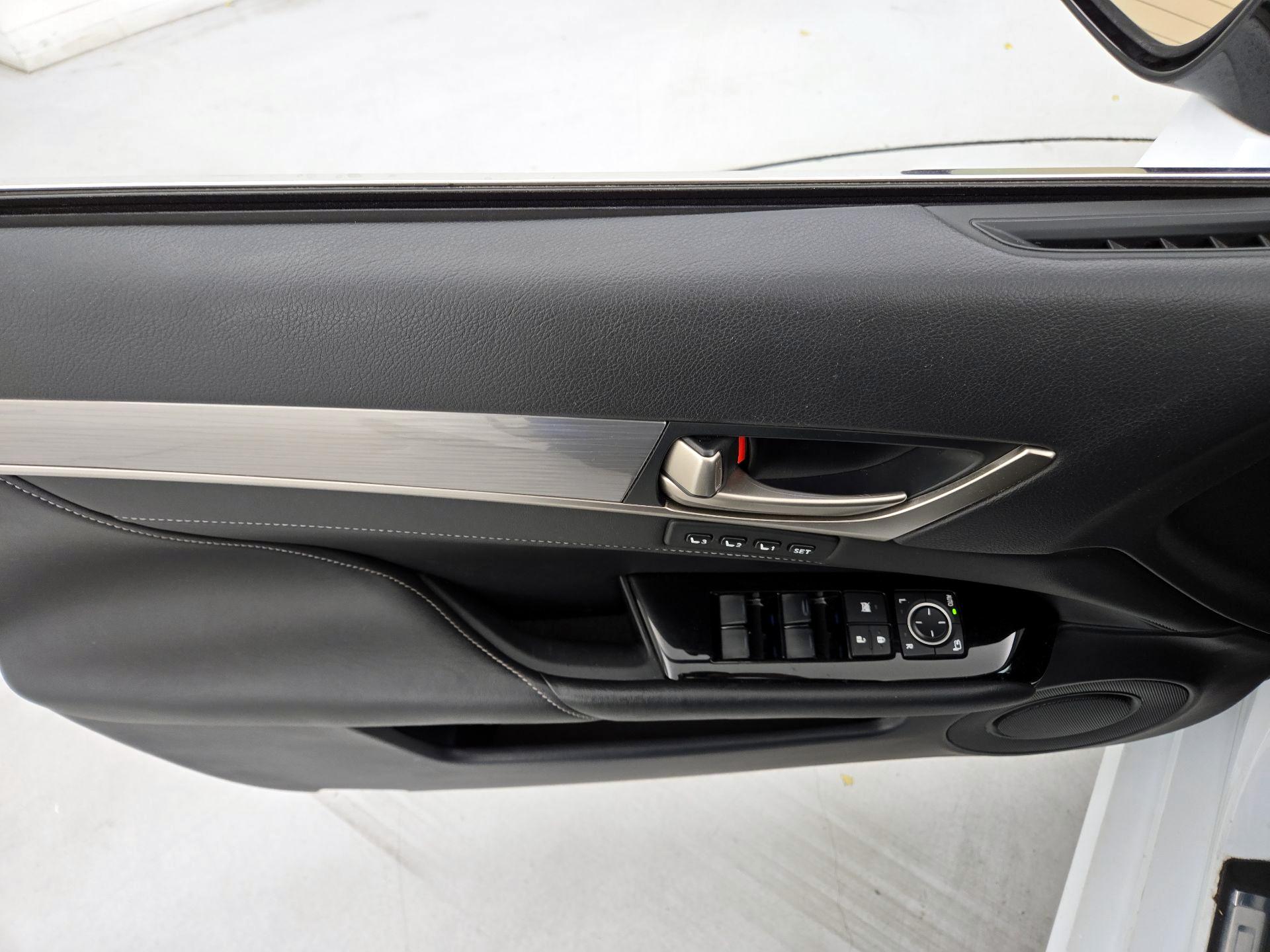 Thumbnail: 2015 Lexus GS - 12