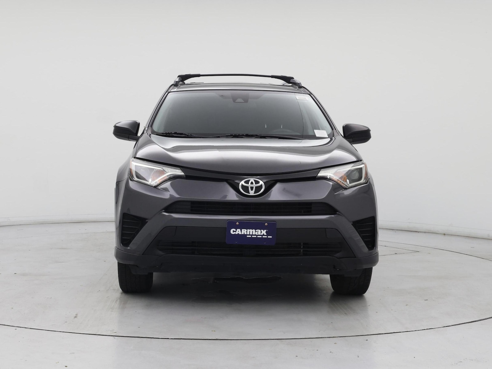 2018 Toyota RAV4 LE - Photo 6