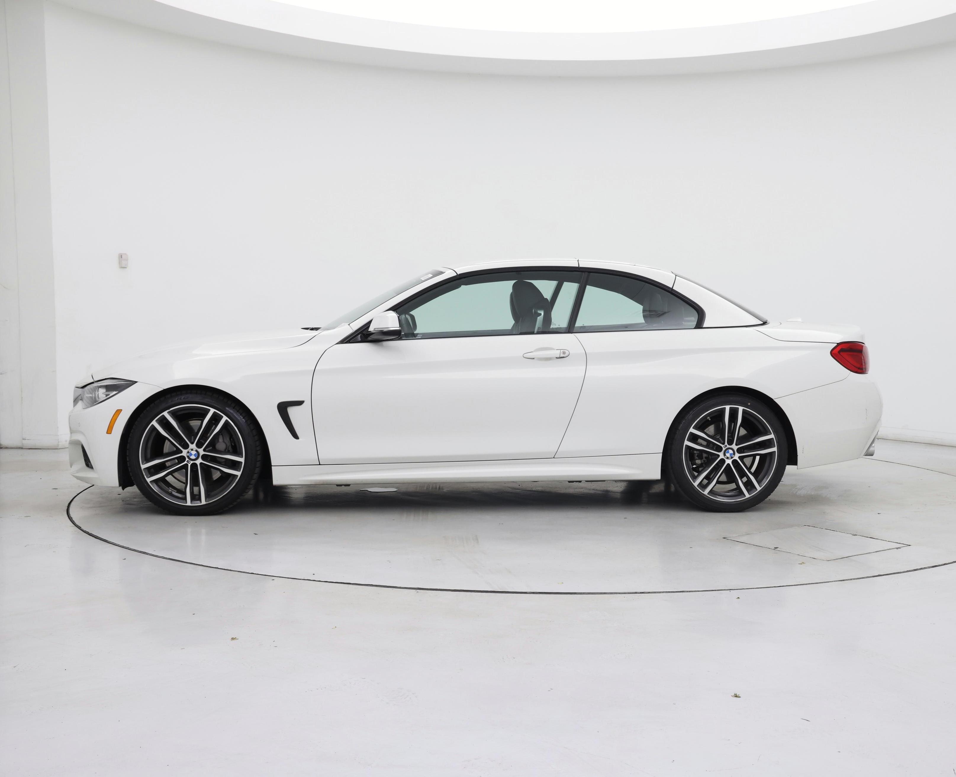 Thumbnail: 2019 BMW 4 Series - 3