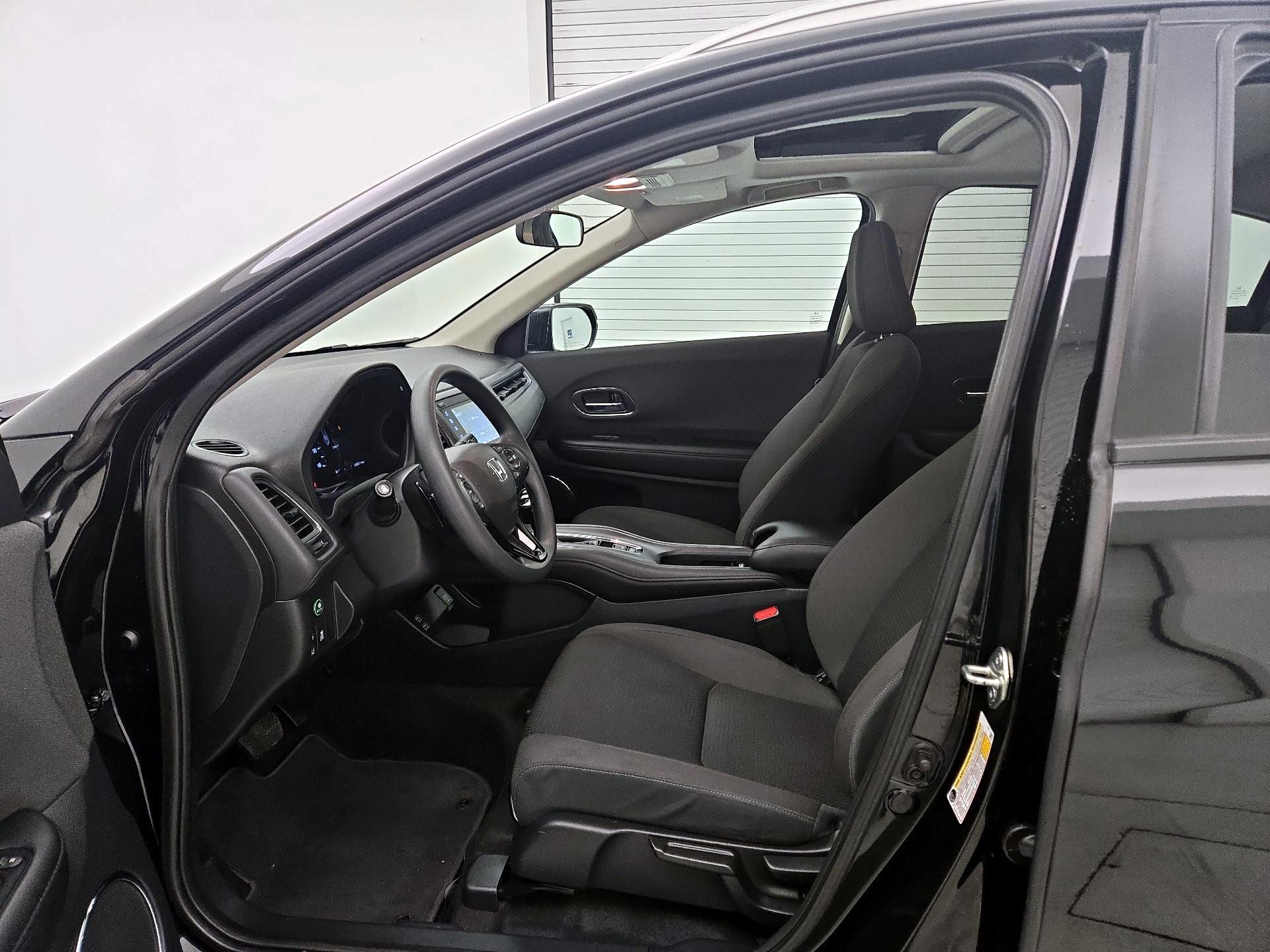 Thumbnail: 2021 Honda HR-V - 11