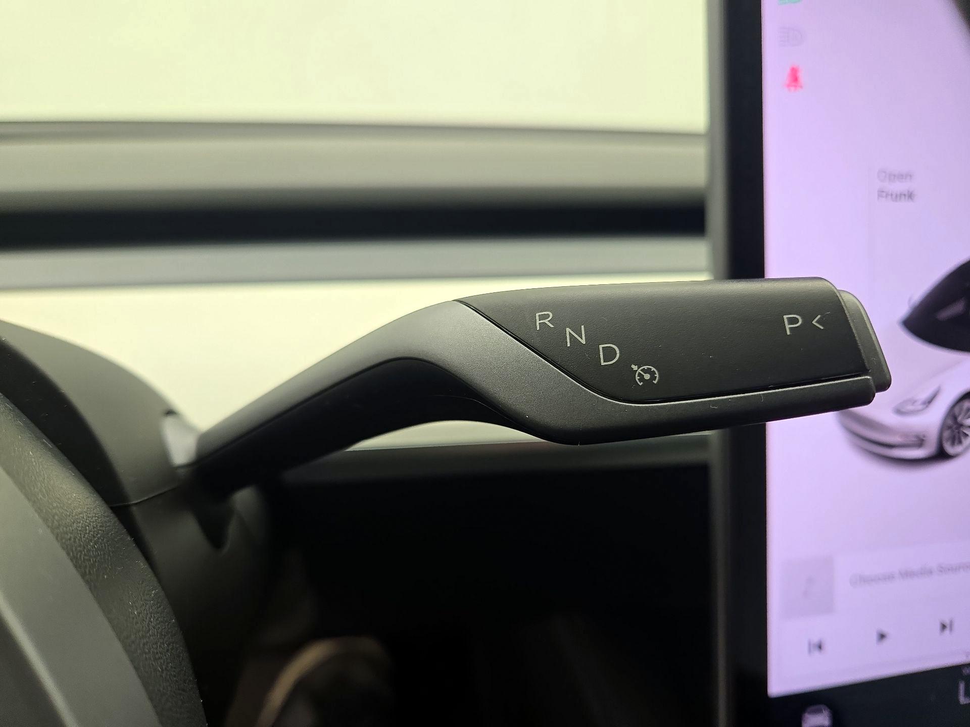 Thumbnail: 2022 Tesla Model 3 - 17