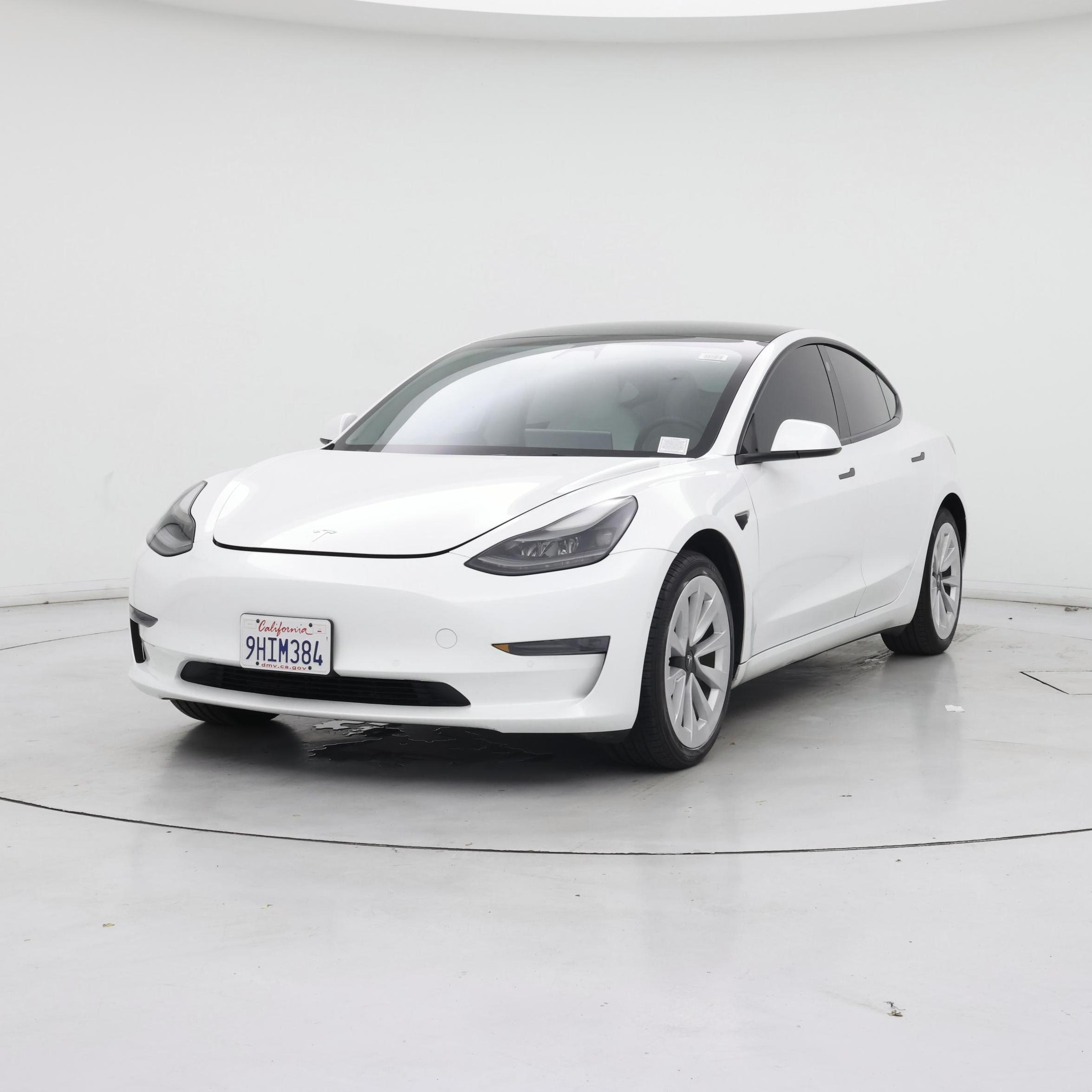 Thumbnail: 2022 Tesla Model 3 - 4