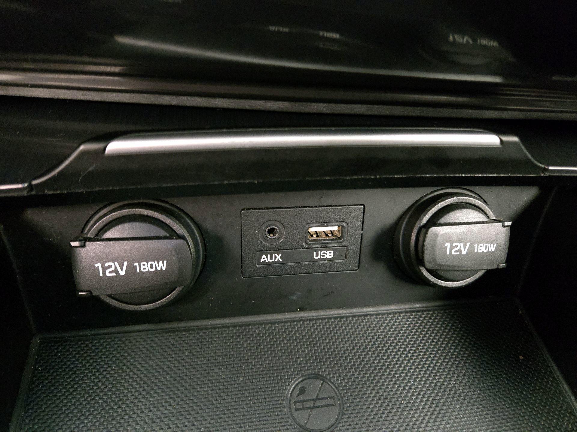 Thumbnail: 2016 Hyundai Genesis - 19