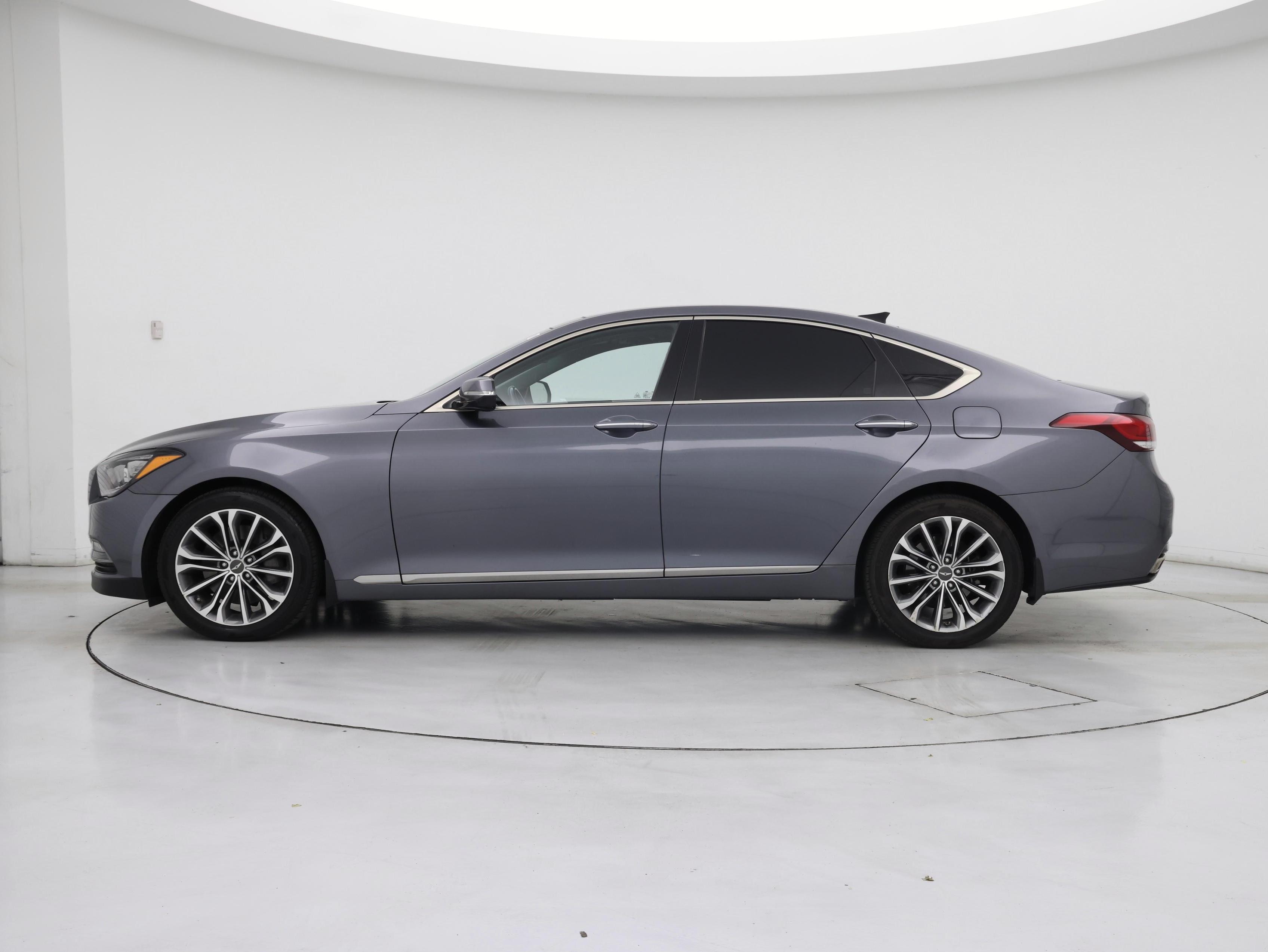 Thumbnail: 2016 Hyundai Genesis - 3