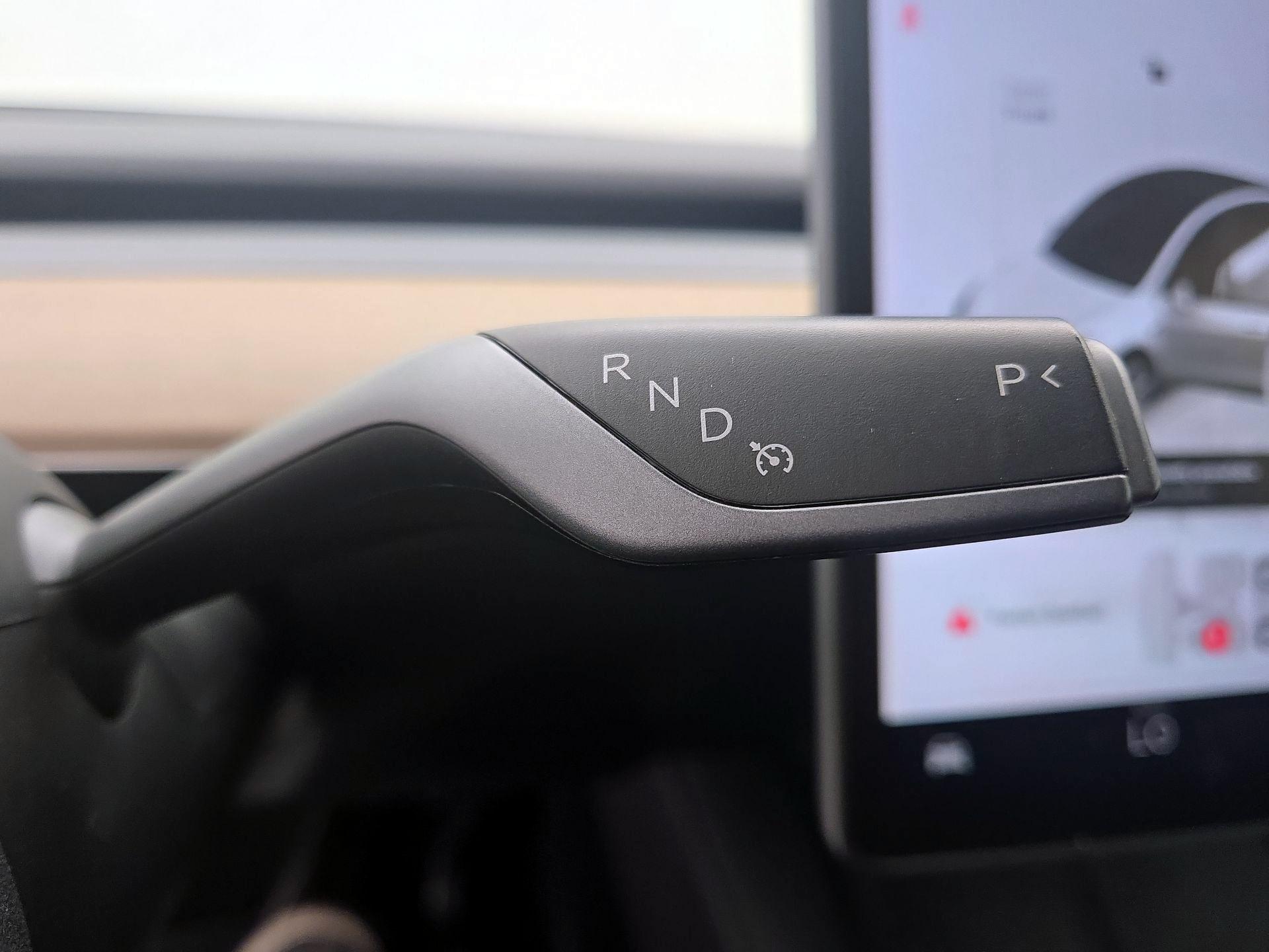 Thumbnail: 2023 Tesla Model Y - 17