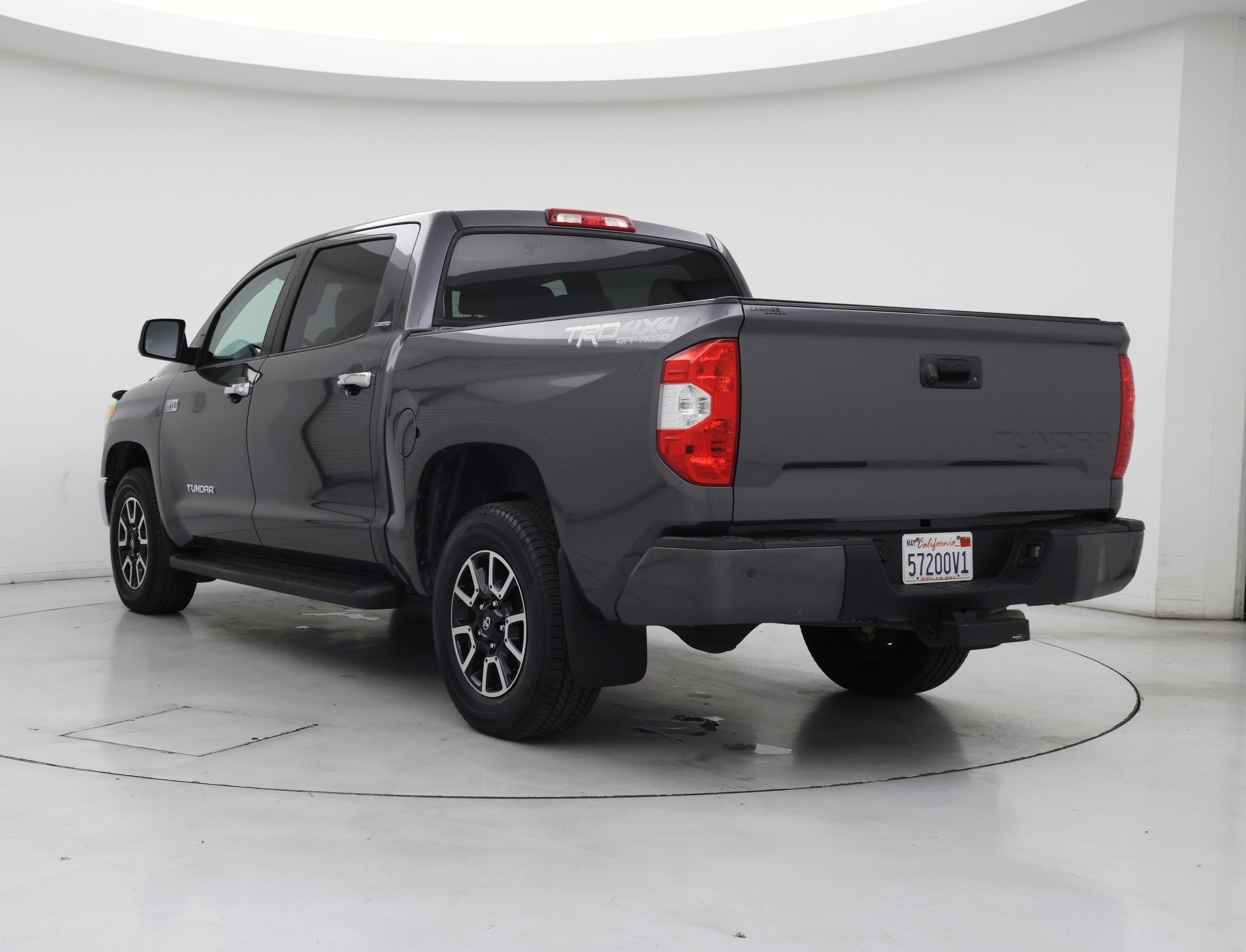 Thumbnail: 2015 Toyota Tundra - 2