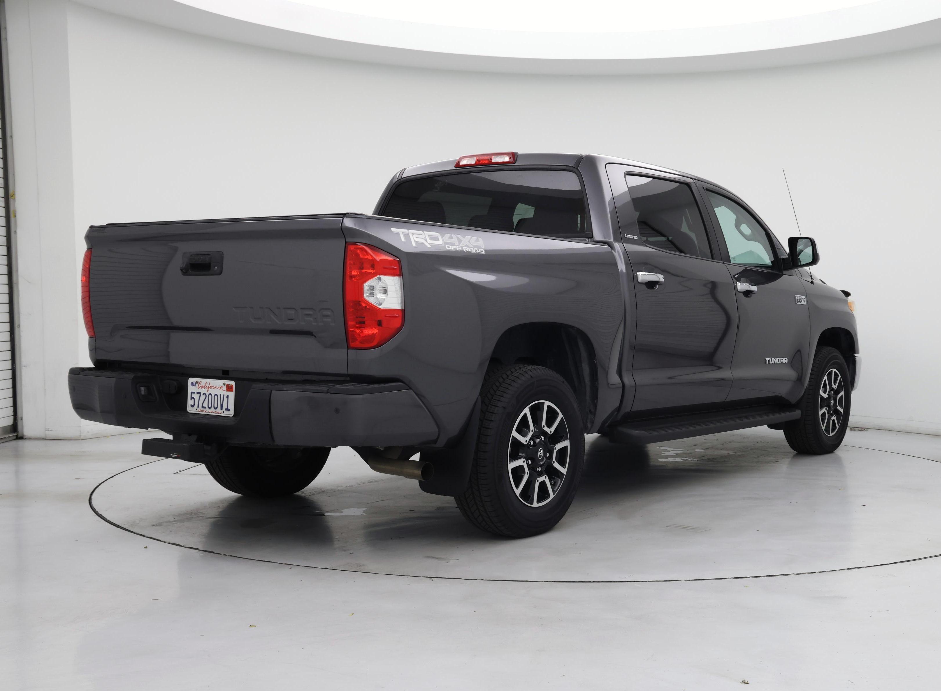 Thumbnail: 2015 Toyota Tundra - 8