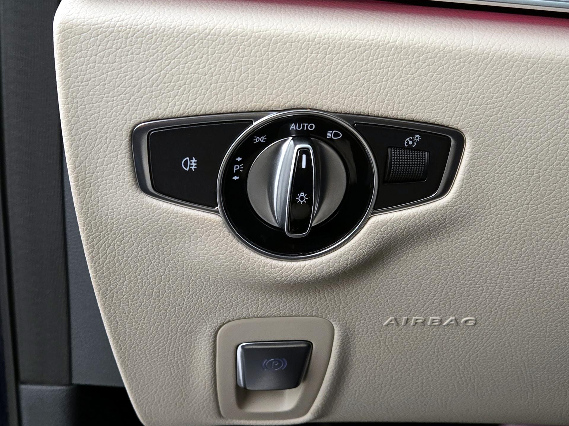 Thumbnail: 2023 Mercedes-Benz E-Class - 13