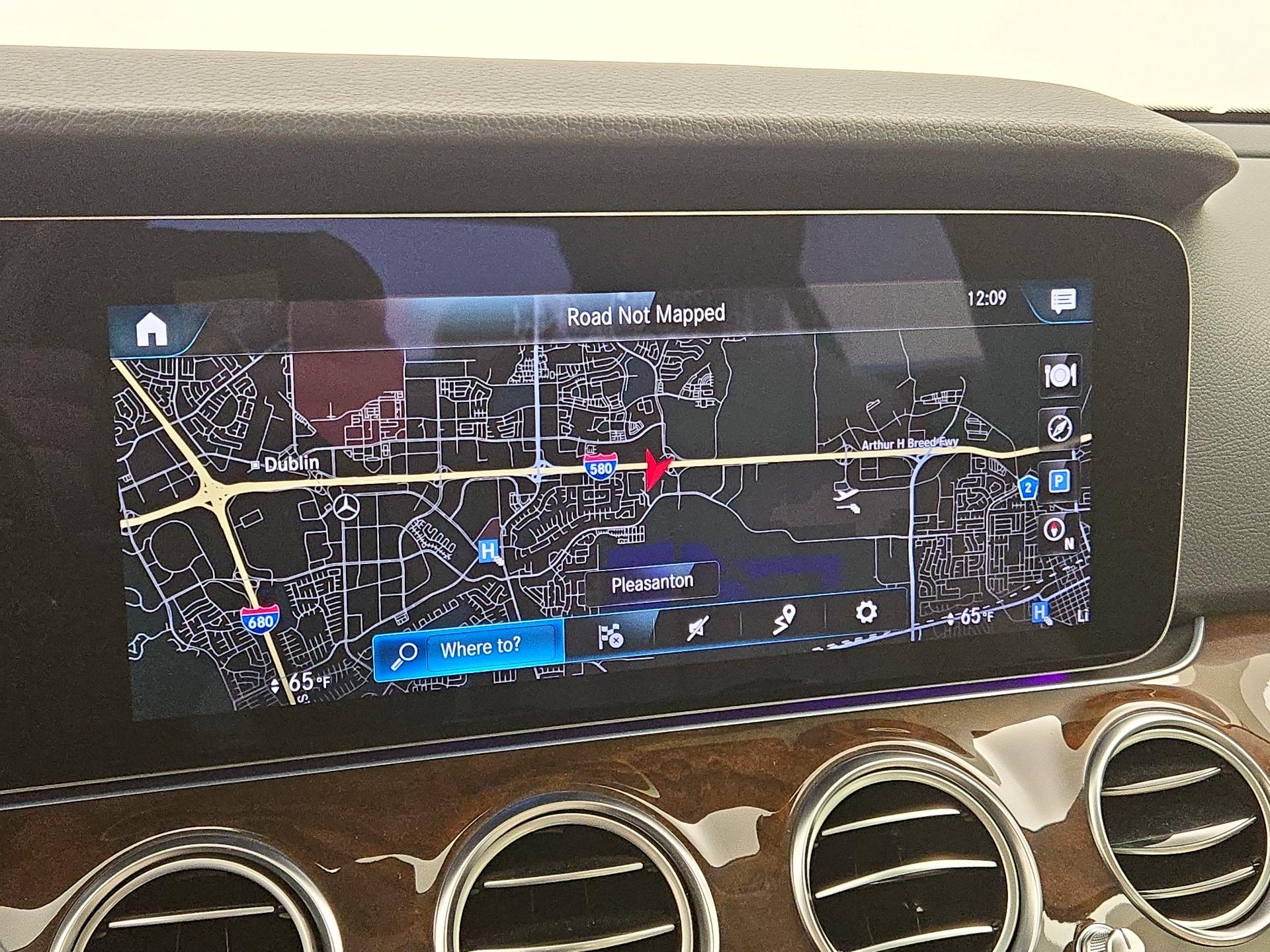 Thumbnail: 2023 Mercedes-Benz E-Class - 14