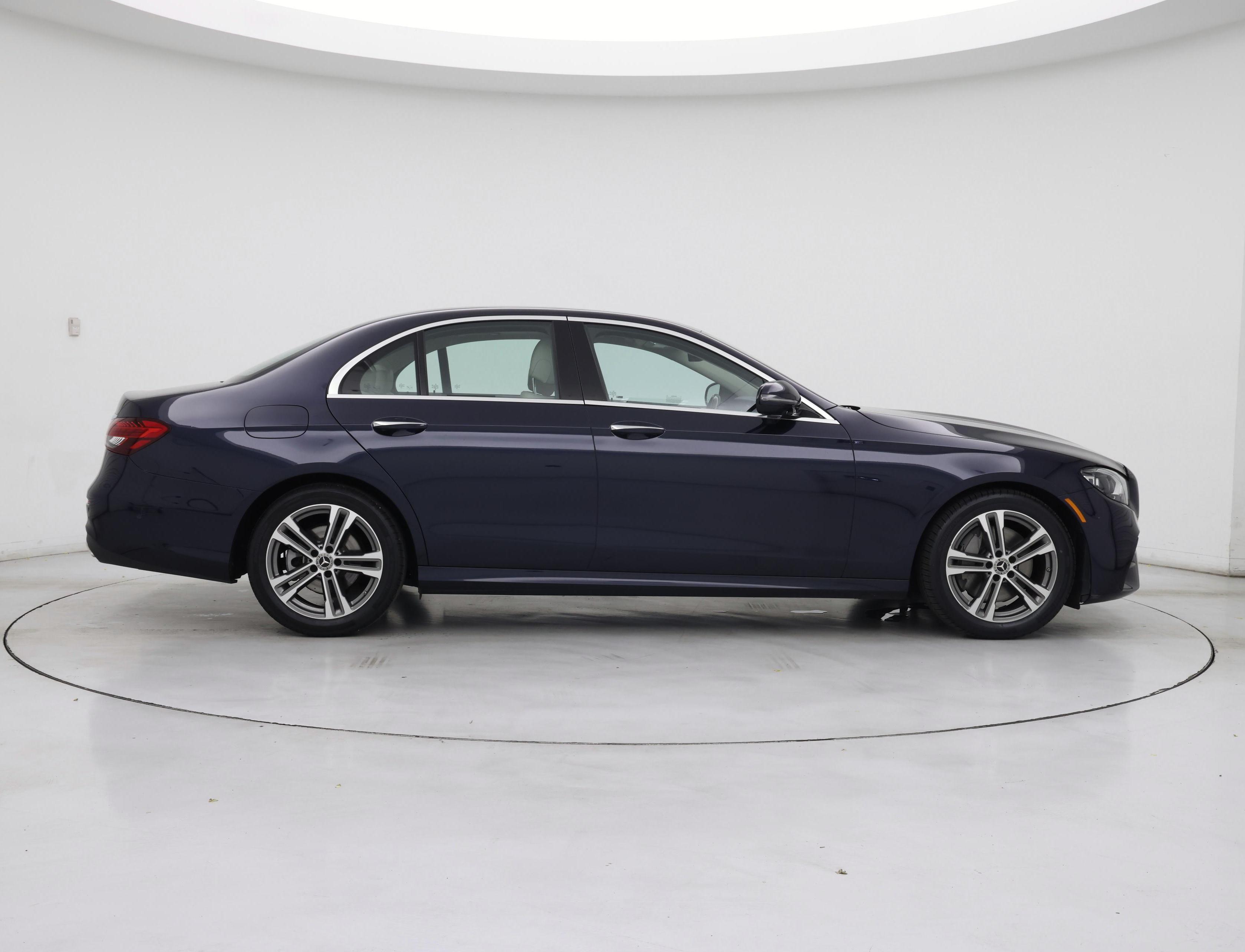 Thumbnail: 2023 Mercedes-Benz E-Class - 7