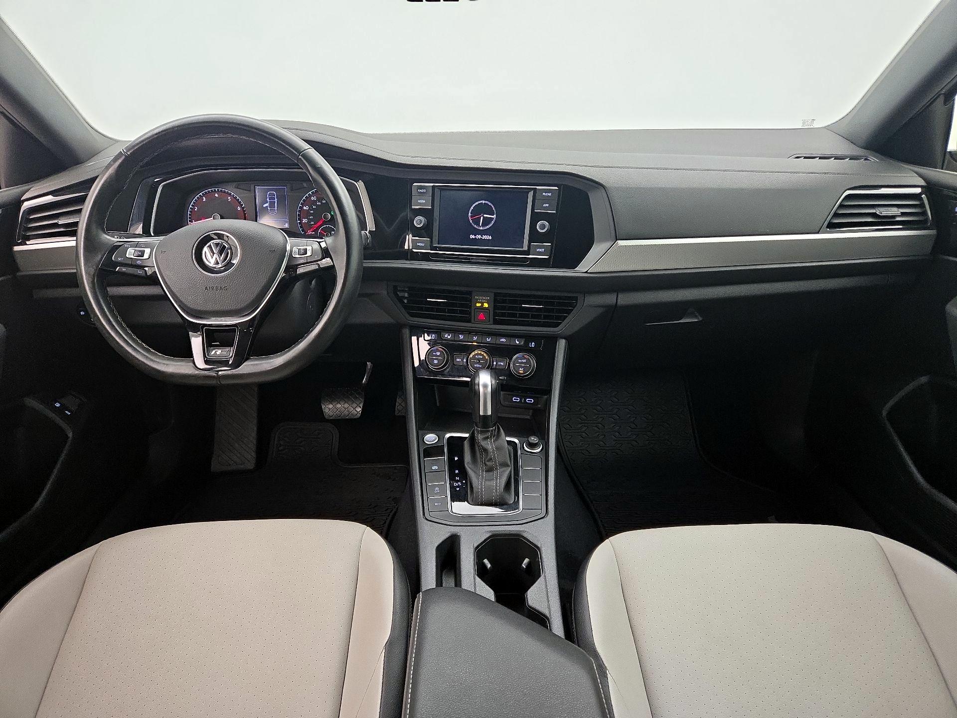 Thumbnail: 2021 Volkswagen Jetta - 9