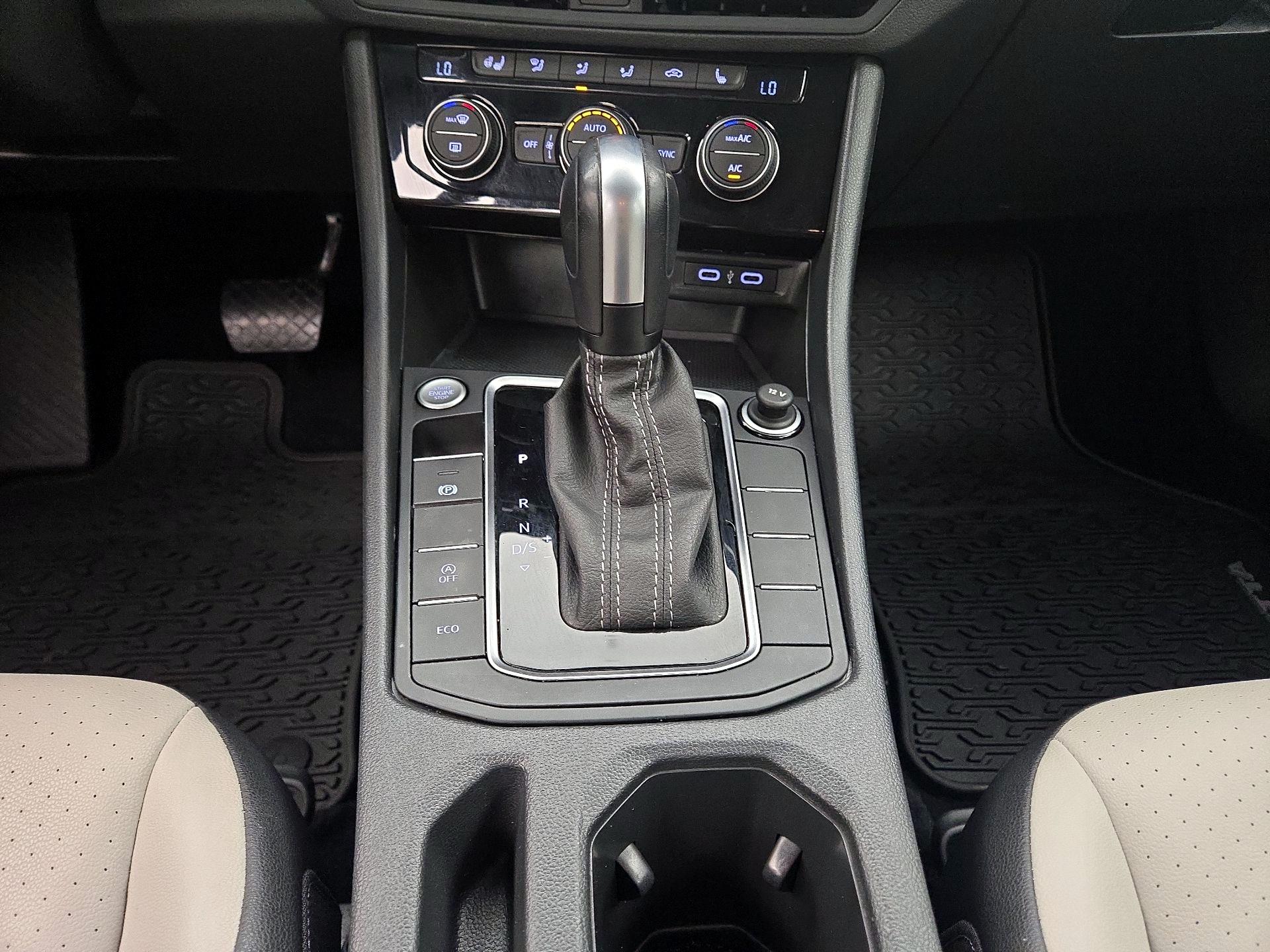 Thumbnail: 2021 Volkswagen Jetta - 16