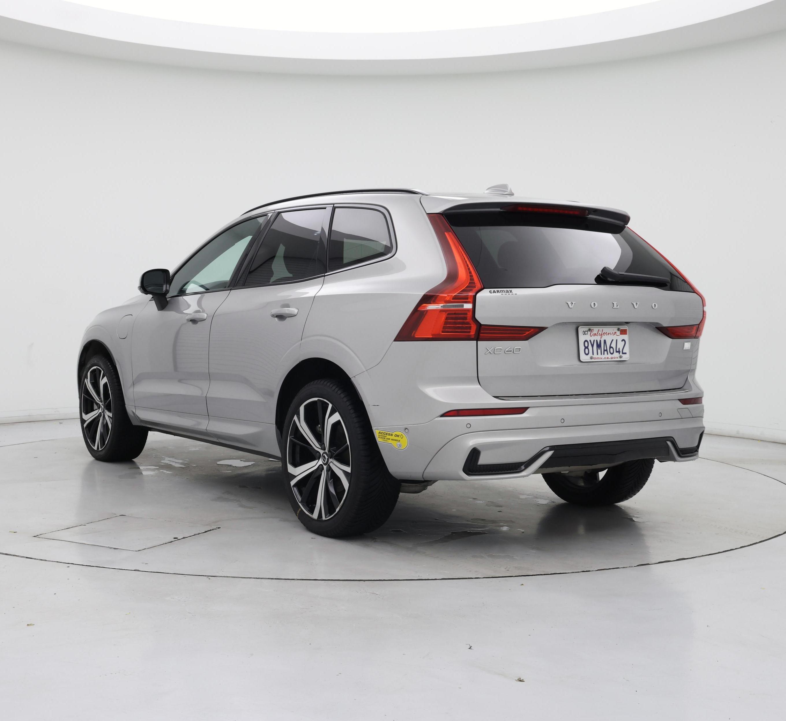 Thumbnail: 2022 Volvo XC60 - 2