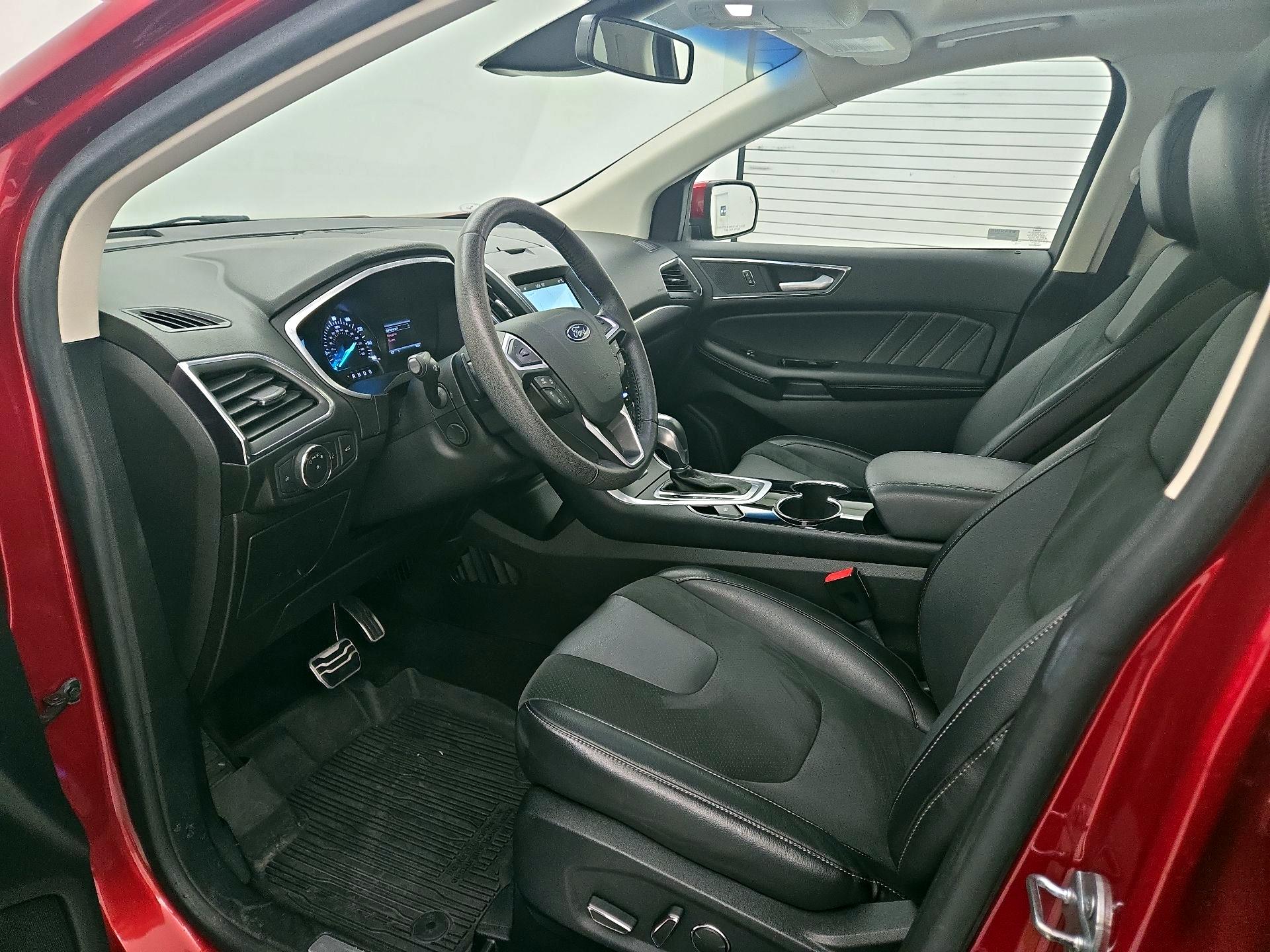 Thumbnail: 2018 Ford Edge - 11