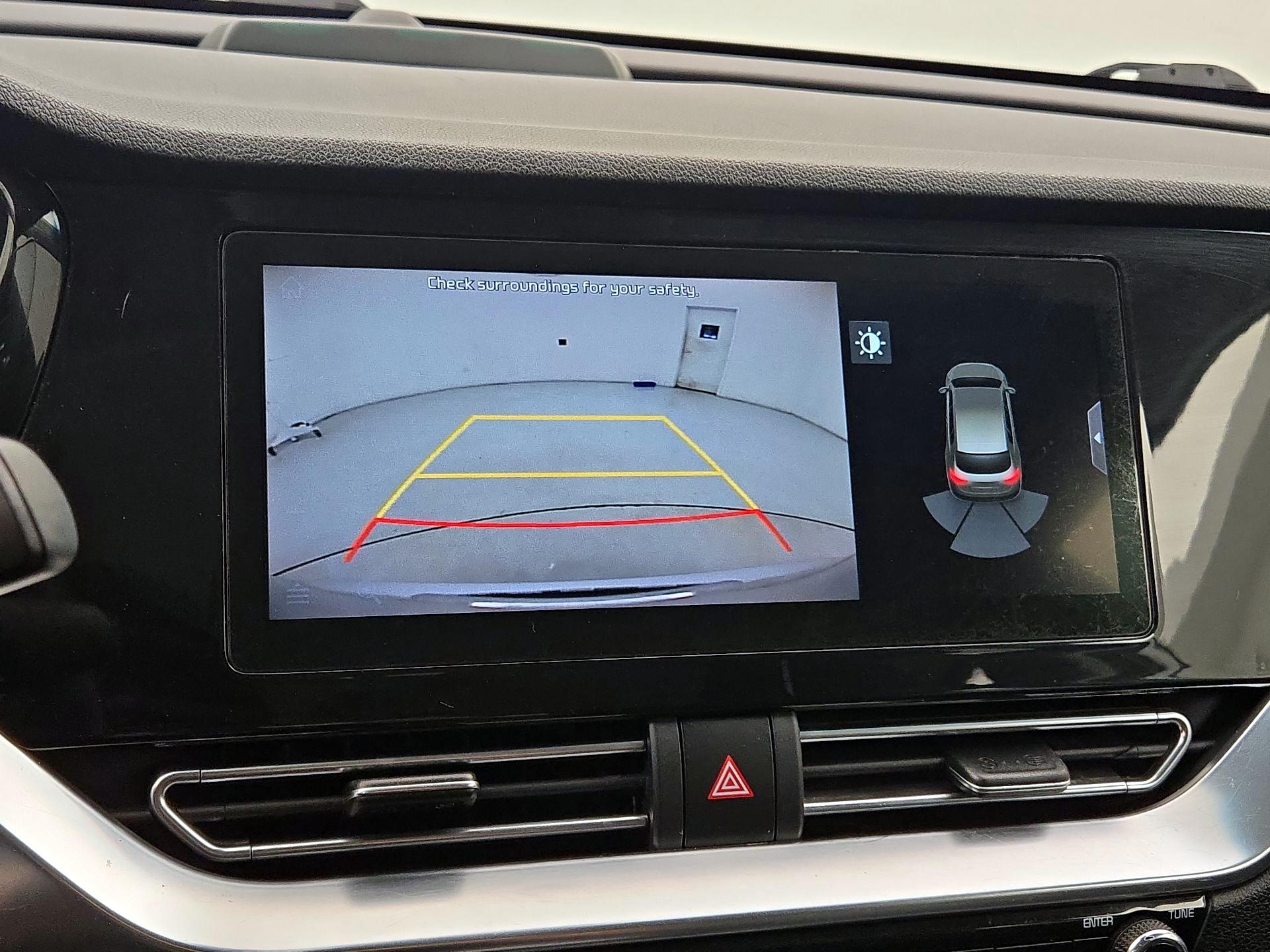 Thumbnail: 2020 Kia Niro - 15