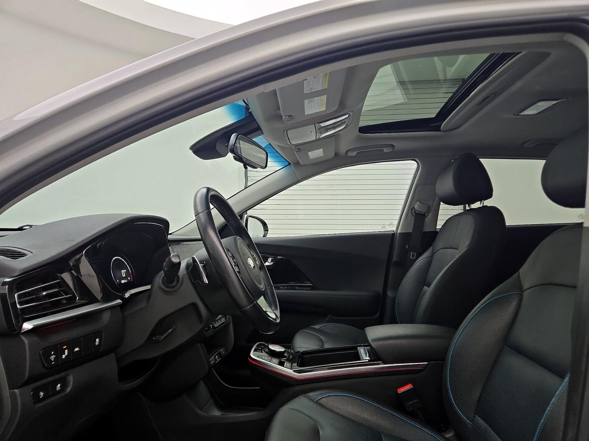 Thumbnail: 2020 Kia Niro - 20