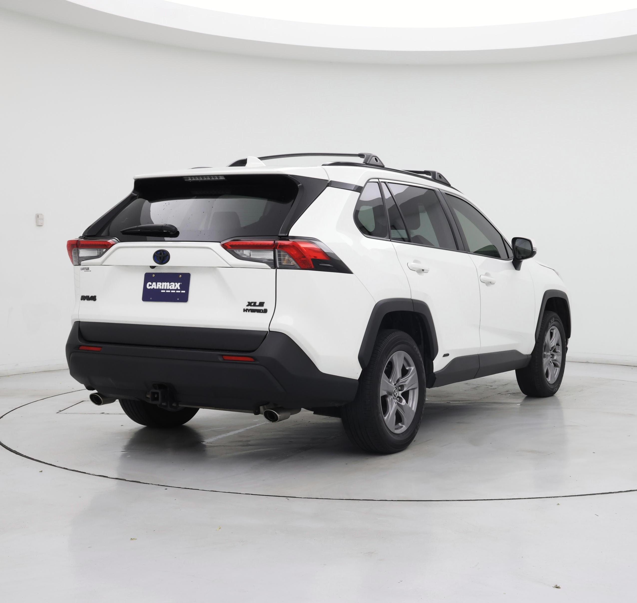 Thumbnail: 2024 Toyota RAV4 - 8