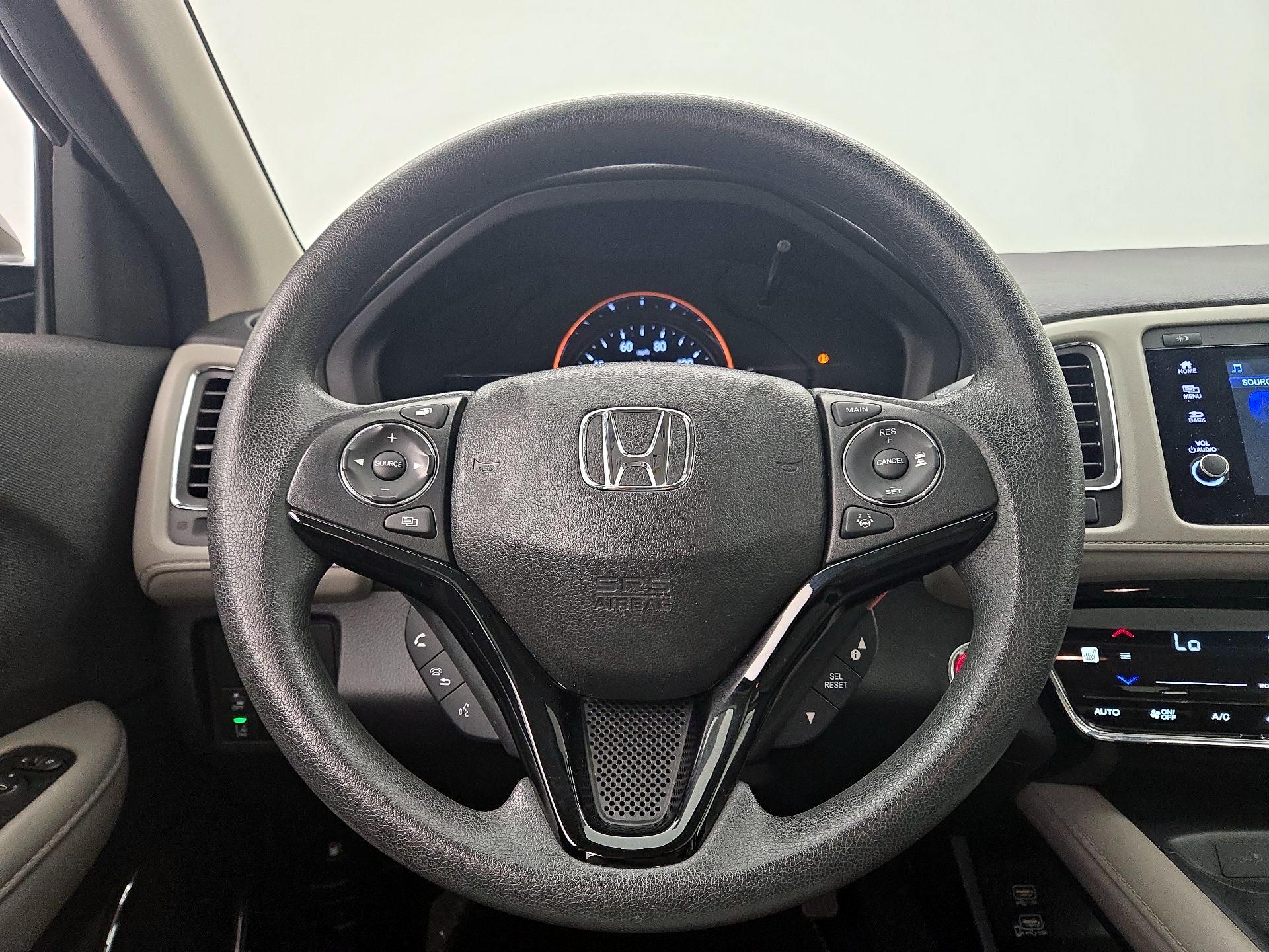 Thumbnail: 2019 Honda HR-V - 10