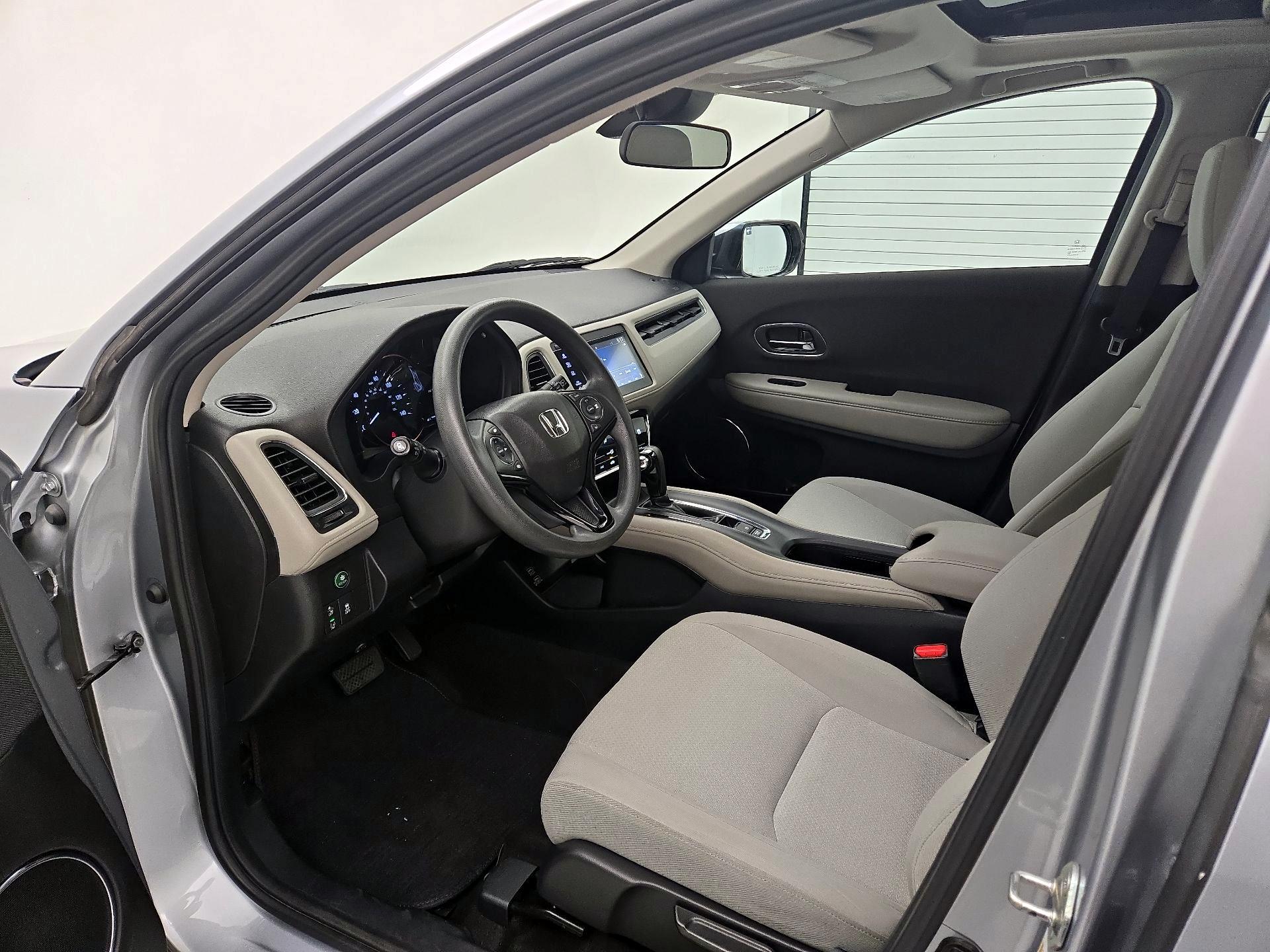 Thumbnail: 2019 Honda HR-V - 11