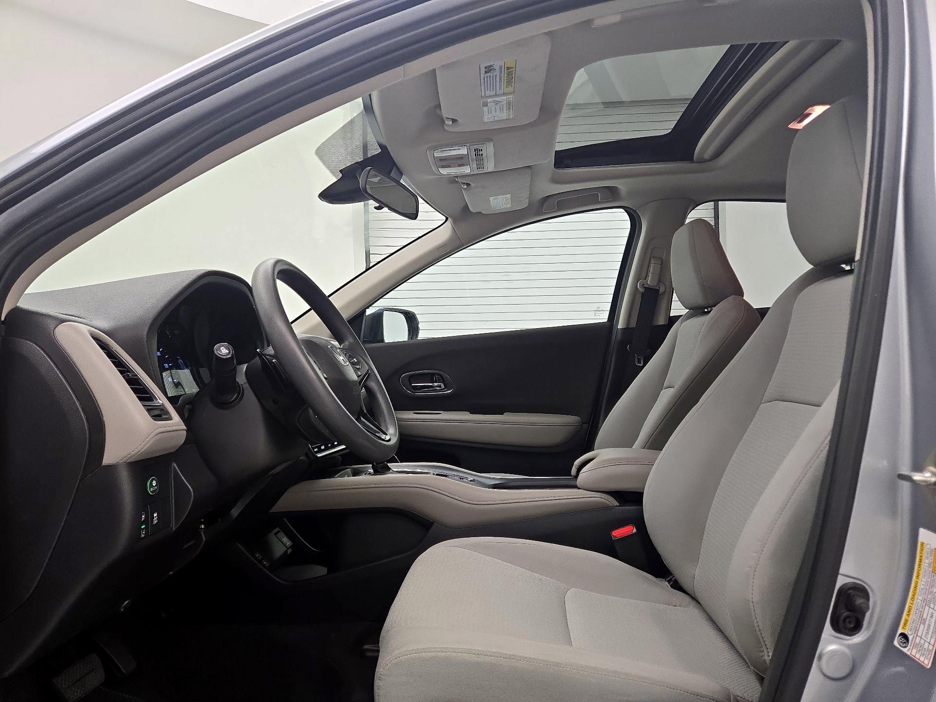 Thumbnail: 2019 Honda HR-V - 19