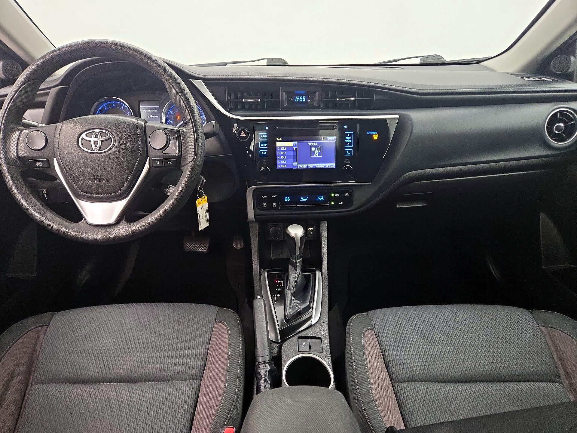 Thumbnail: 2018 Toyota Corolla - 9